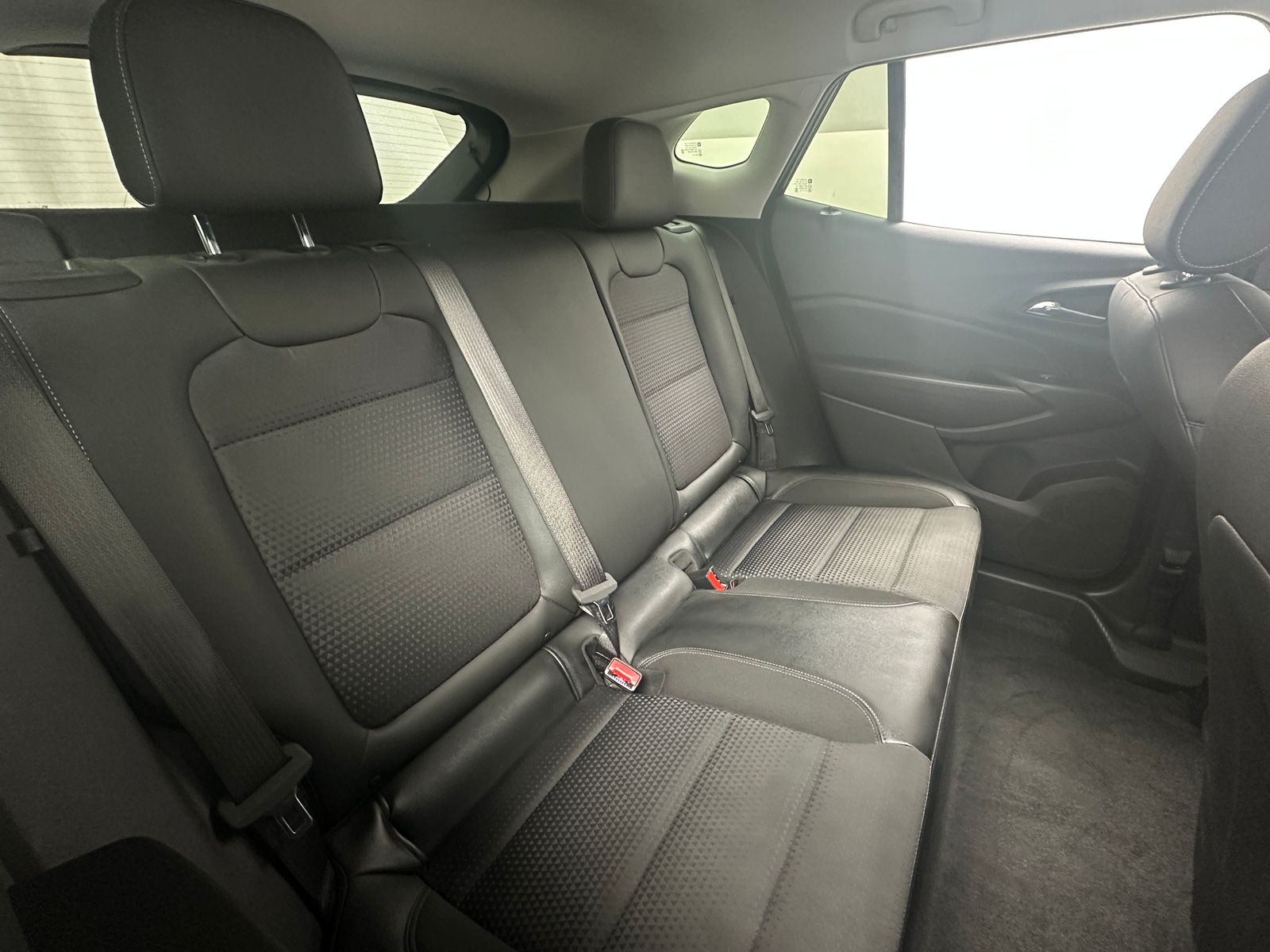 Thumbnail: 2025 Chevrolet Trax - 6