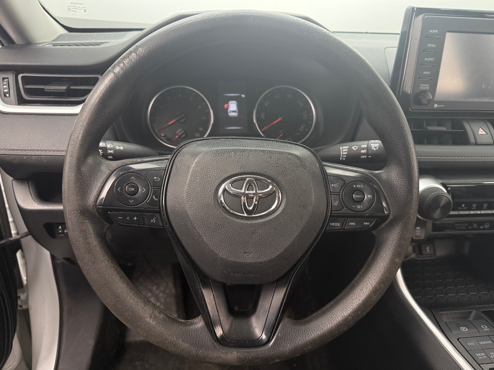 Thumbnail: 2022 Toyota RAV4 - 5