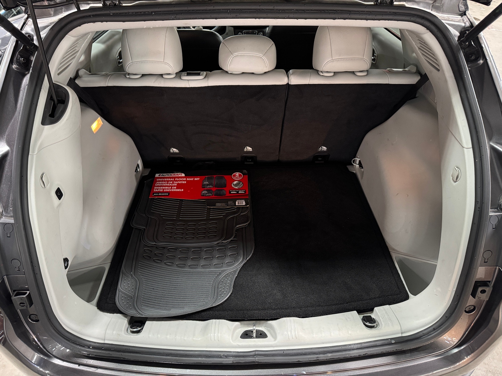 Thumbnail: 2018 Jeep Compass - 6