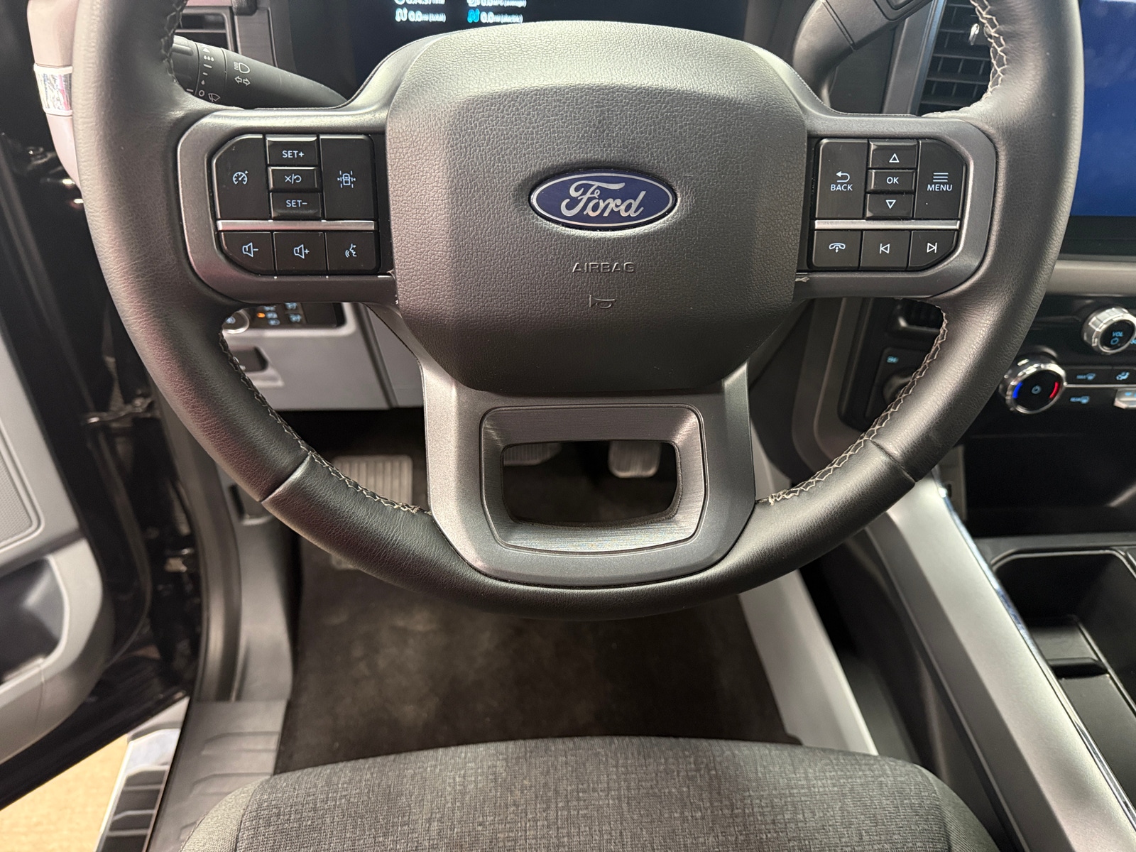 Thumbnail: 2025 Ford Econoline - 5