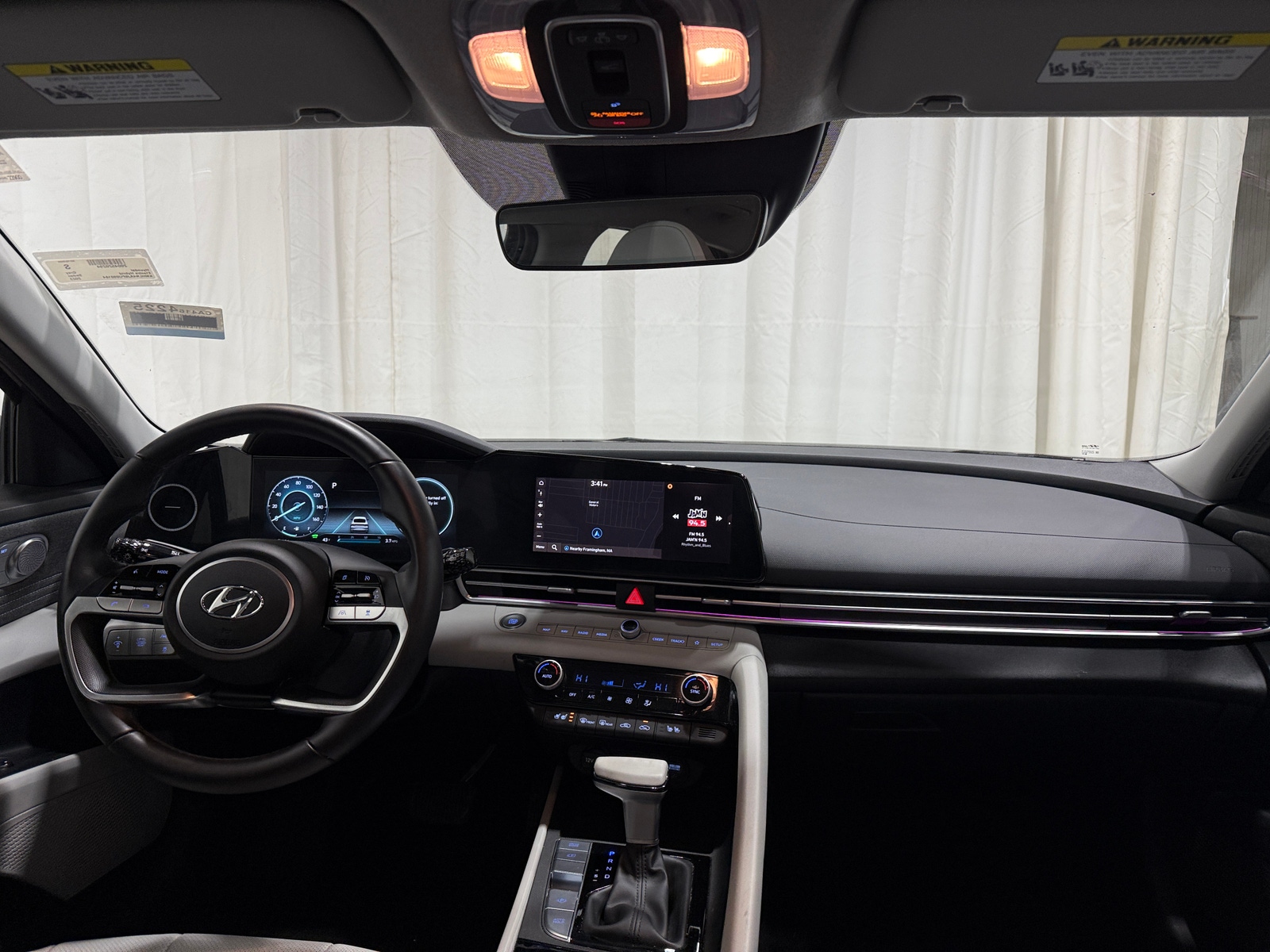 Thumbnail: 2023 Hyundai Elantra - 2