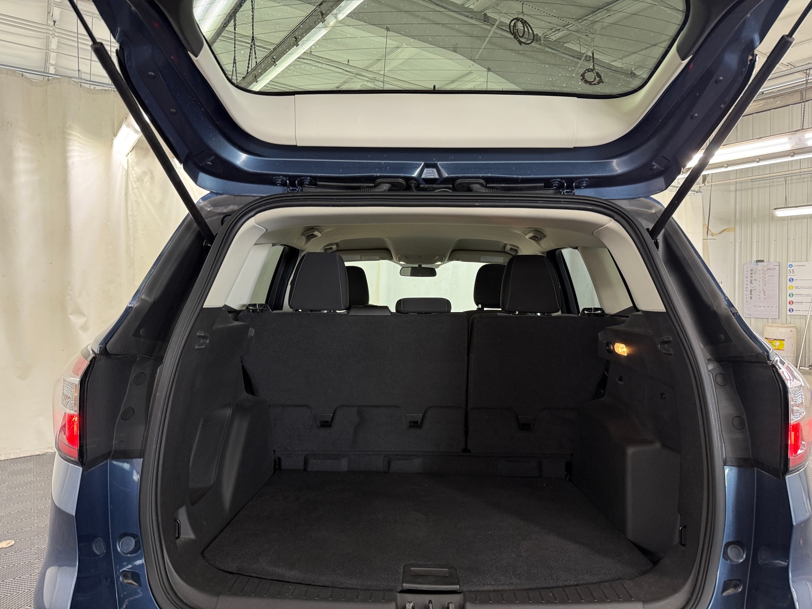 Thumbnail: 2018 Ford Escape - 7