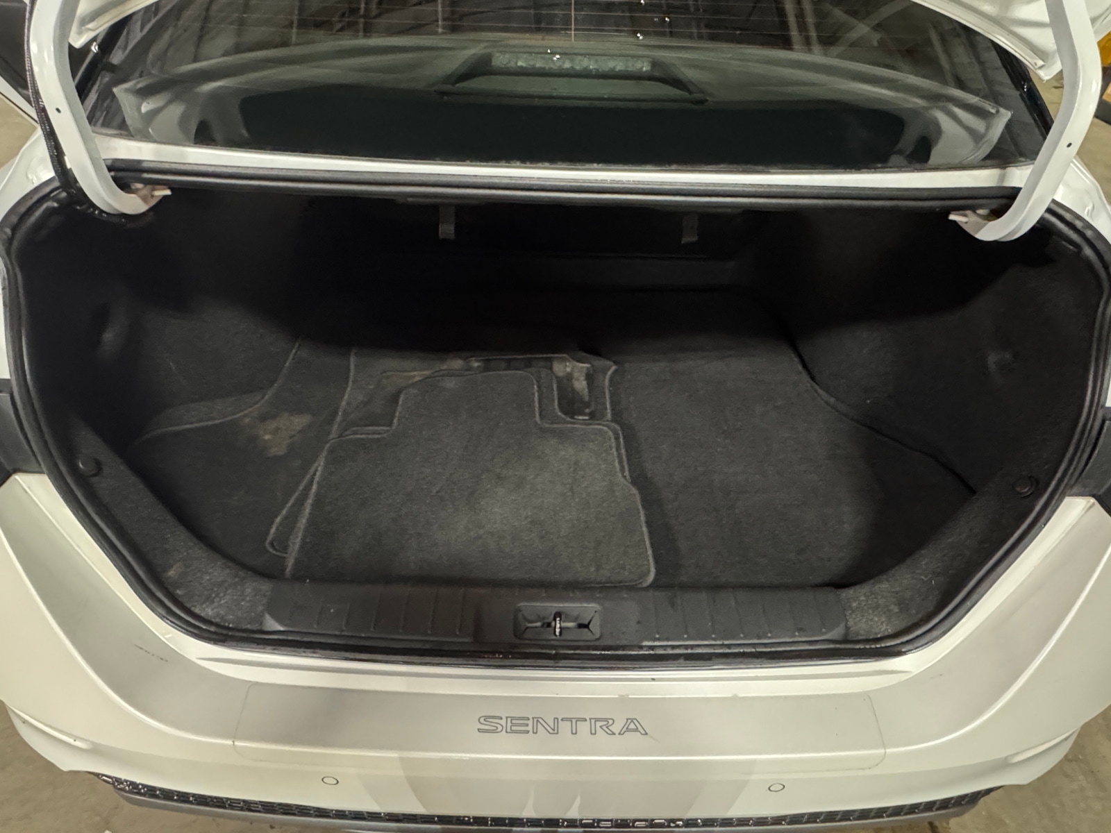 Thumbnail: 2023 Nissan Sentra - 7