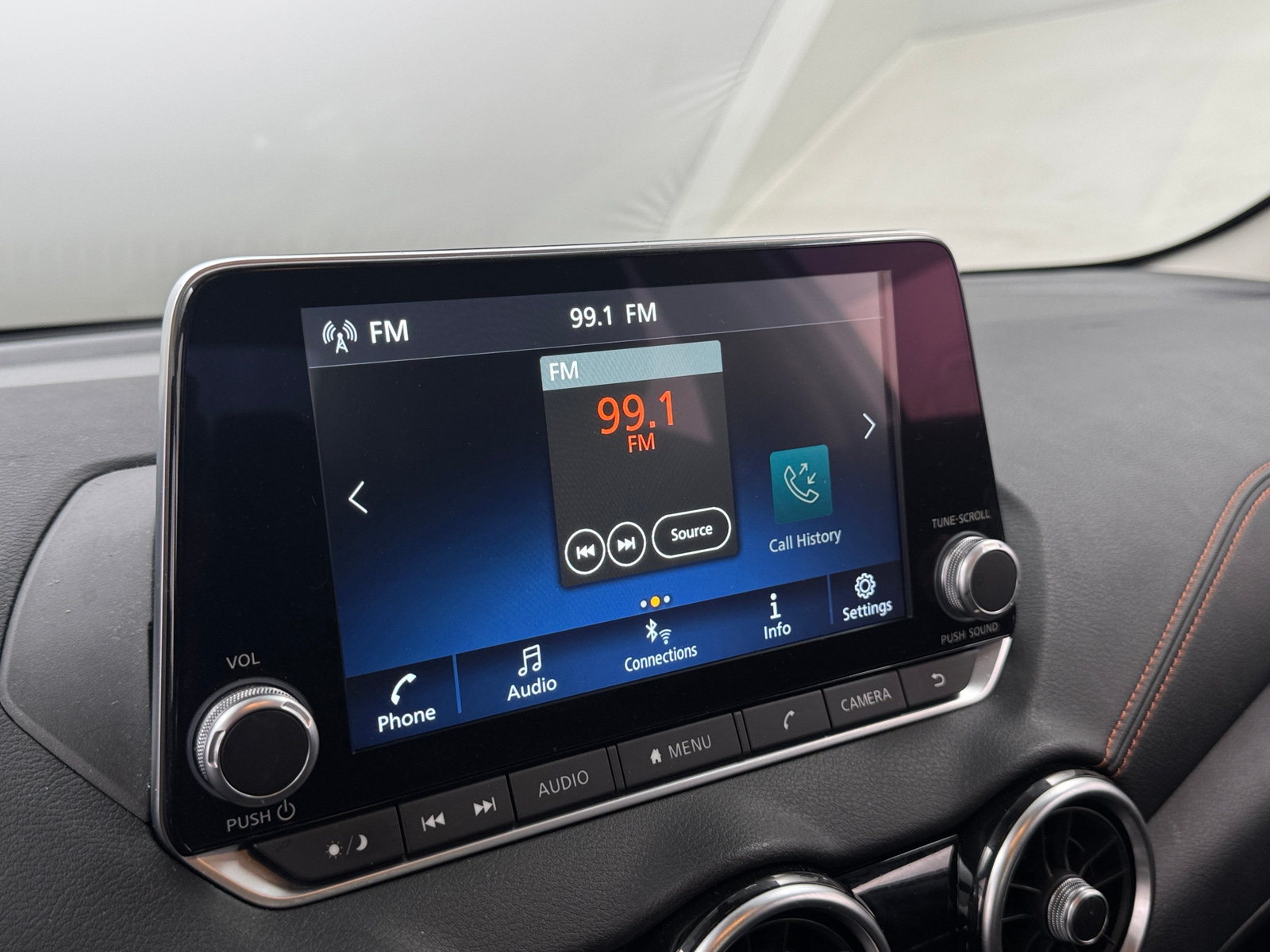 Thumbnail: 2023 Nissan Sentra - 4