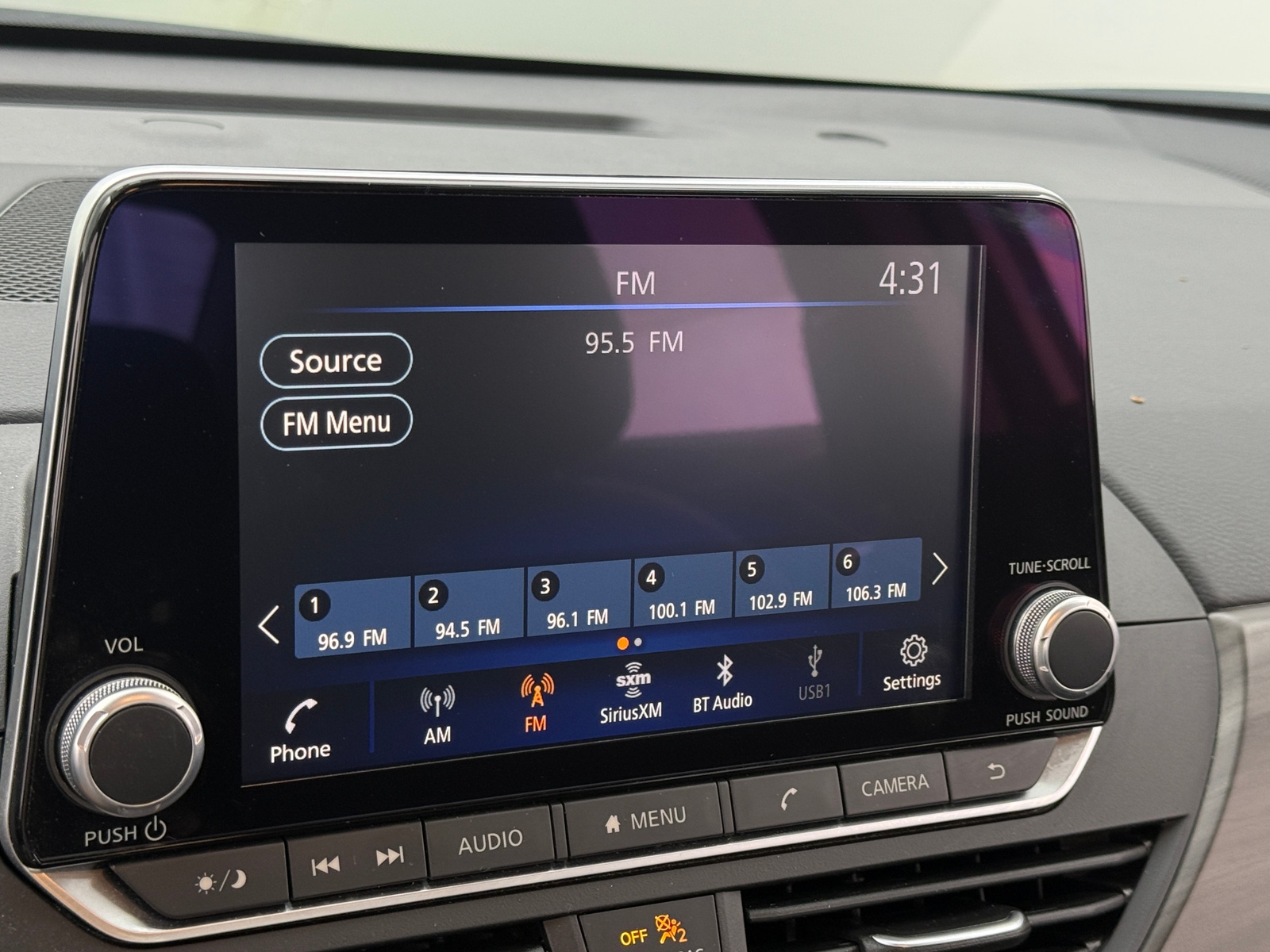 Thumbnail: 2025 Nissan Altima - 4