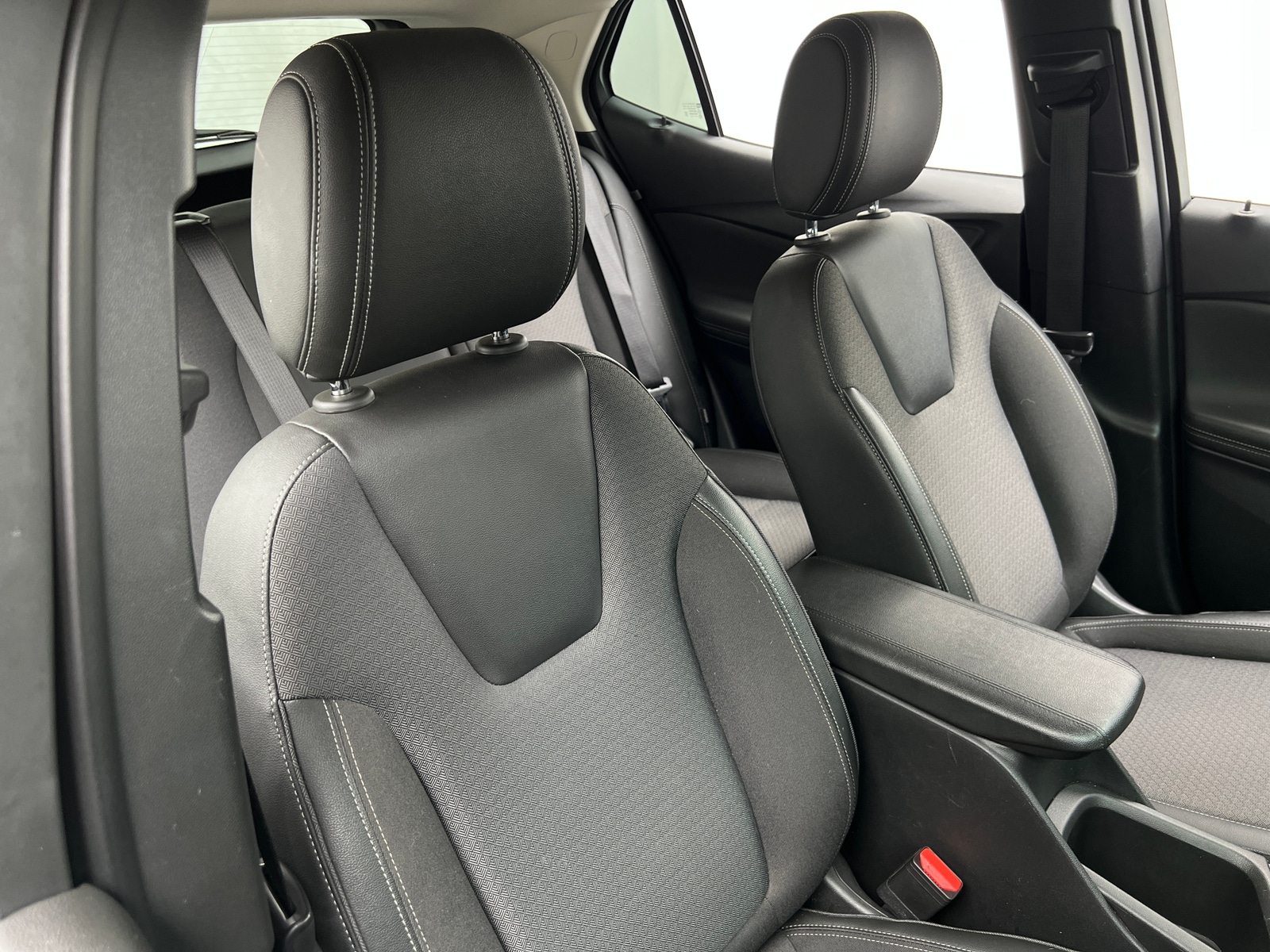 Thumbnail: 2025 Buick Encore GX - 2