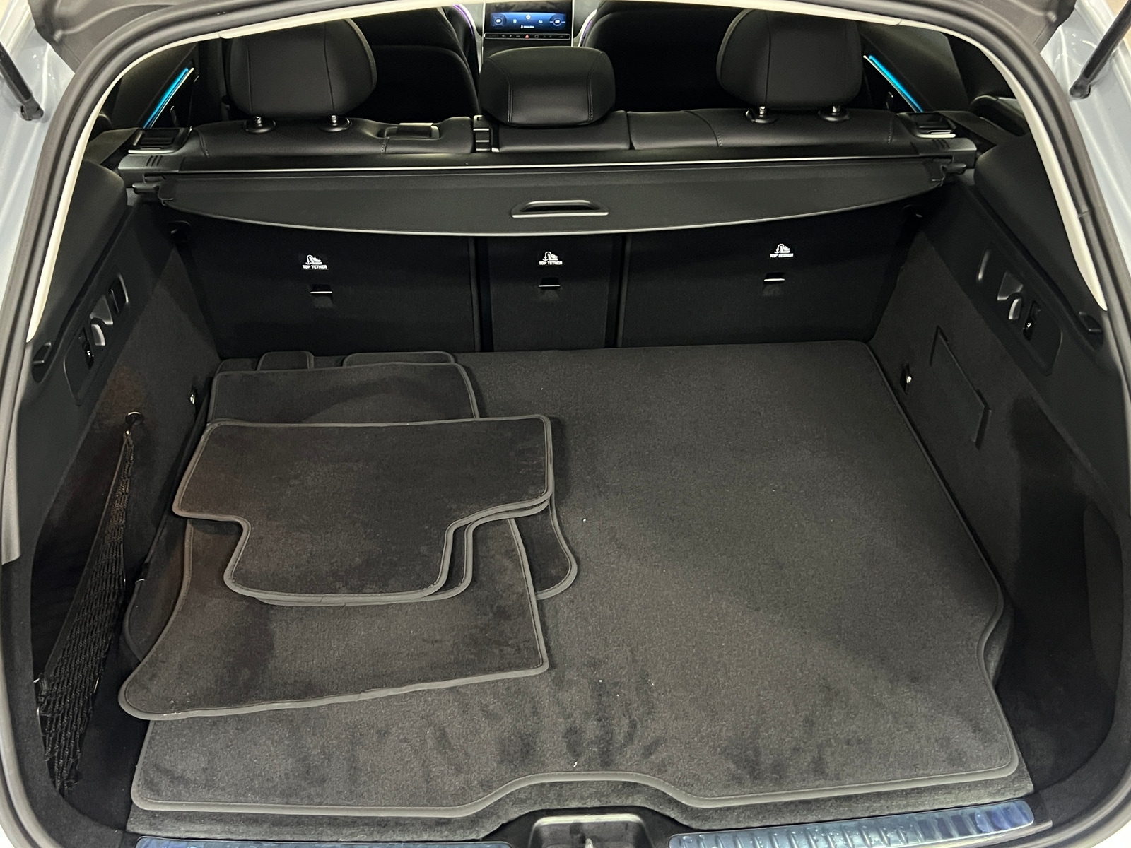 Thumbnail: 2025 Mercedes-Benz GLC - 6