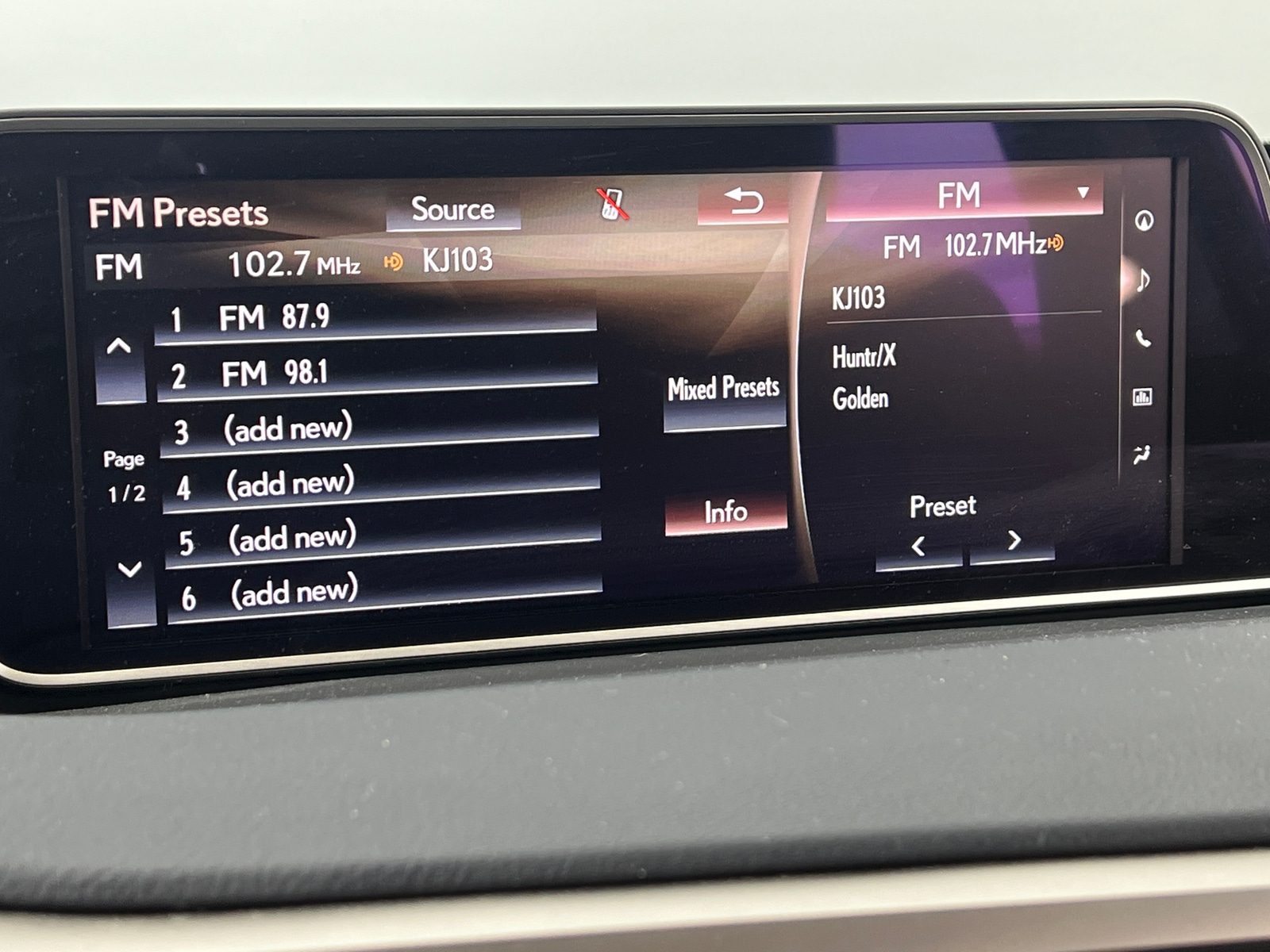 Thumbnail: 2017 Lexus RX - 4