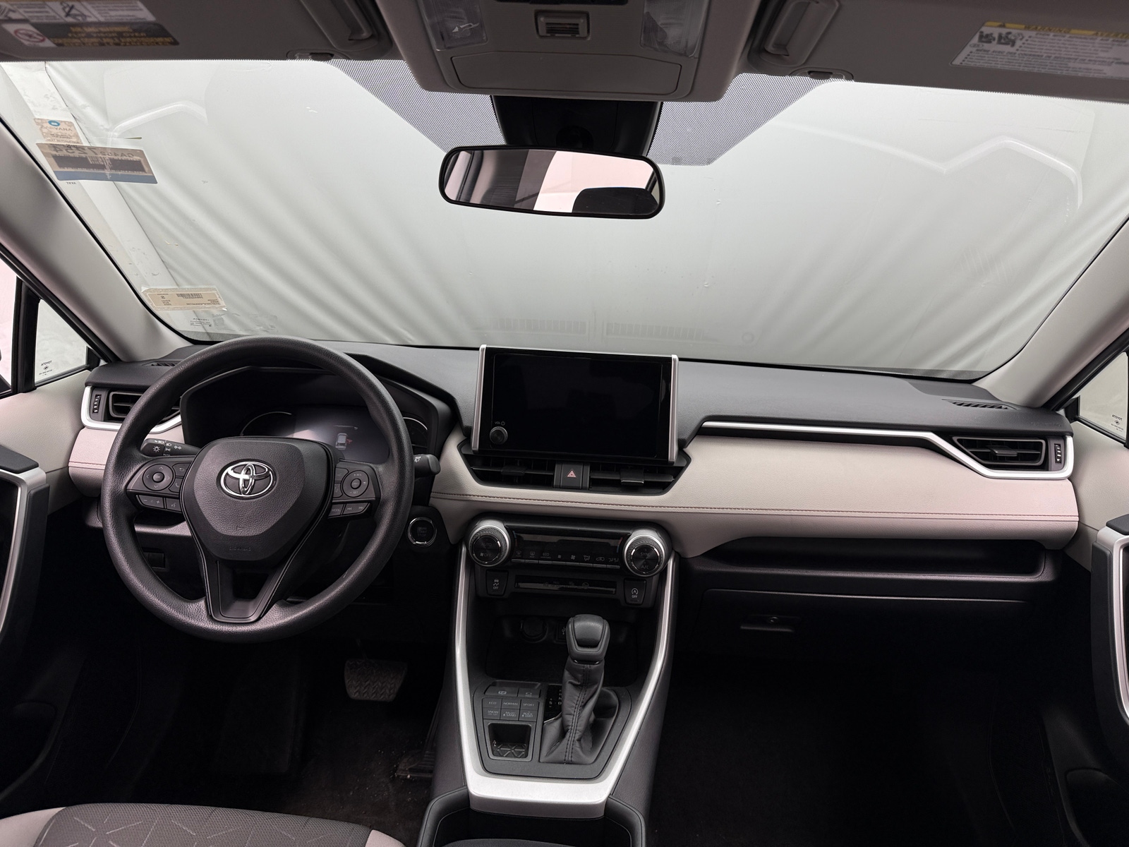 Thumbnail: 2025 Toyota RAV4 - 3