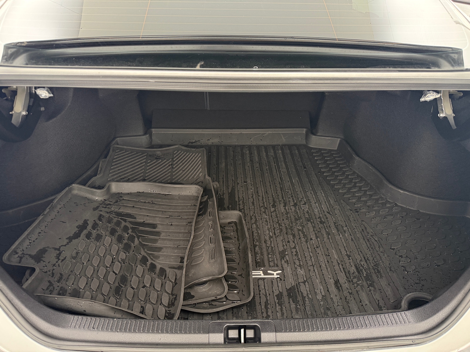 Thumbnail: 2022 Toyota Camry - 6