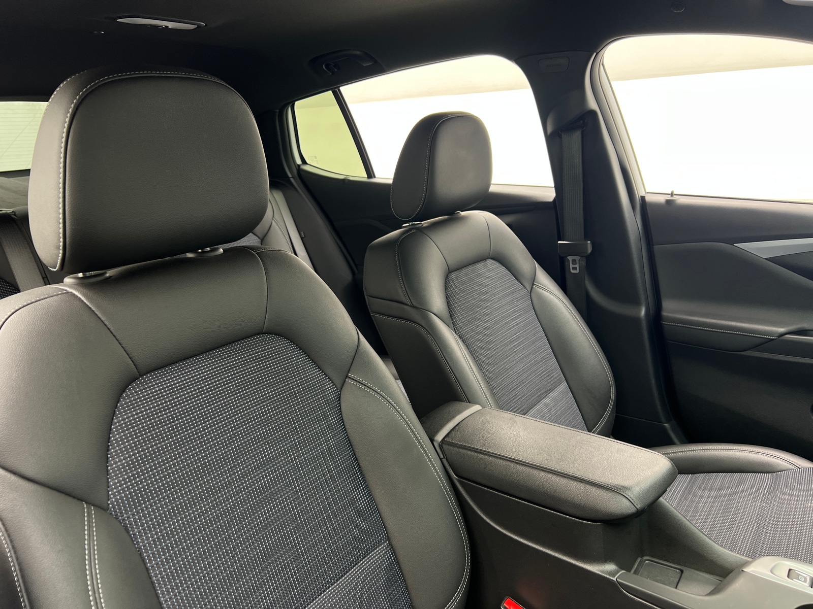 Thumbnail: 2025 Buick Envista - 2