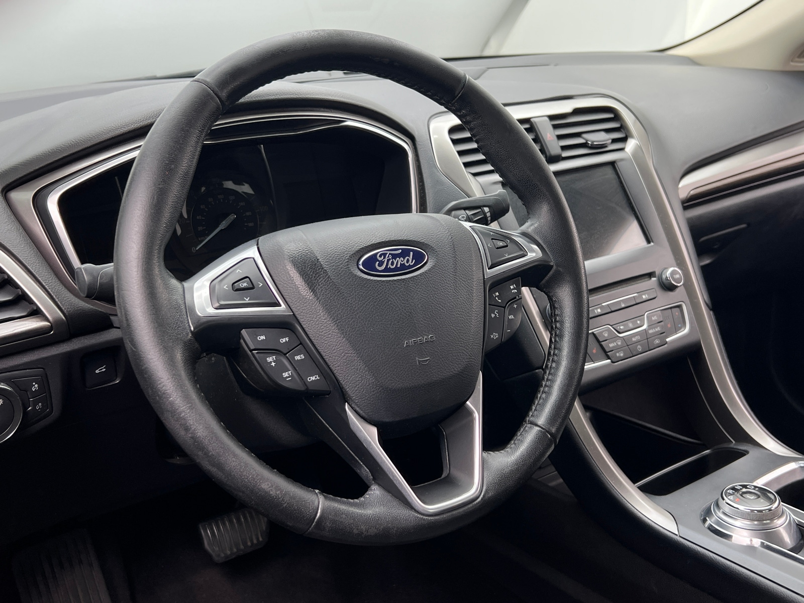 Thumbnail: 2017 Ford Fusion - 4