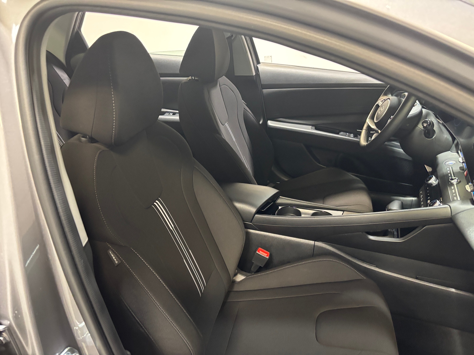 Thumbnail: 2025 Hyundai Elantra - 2