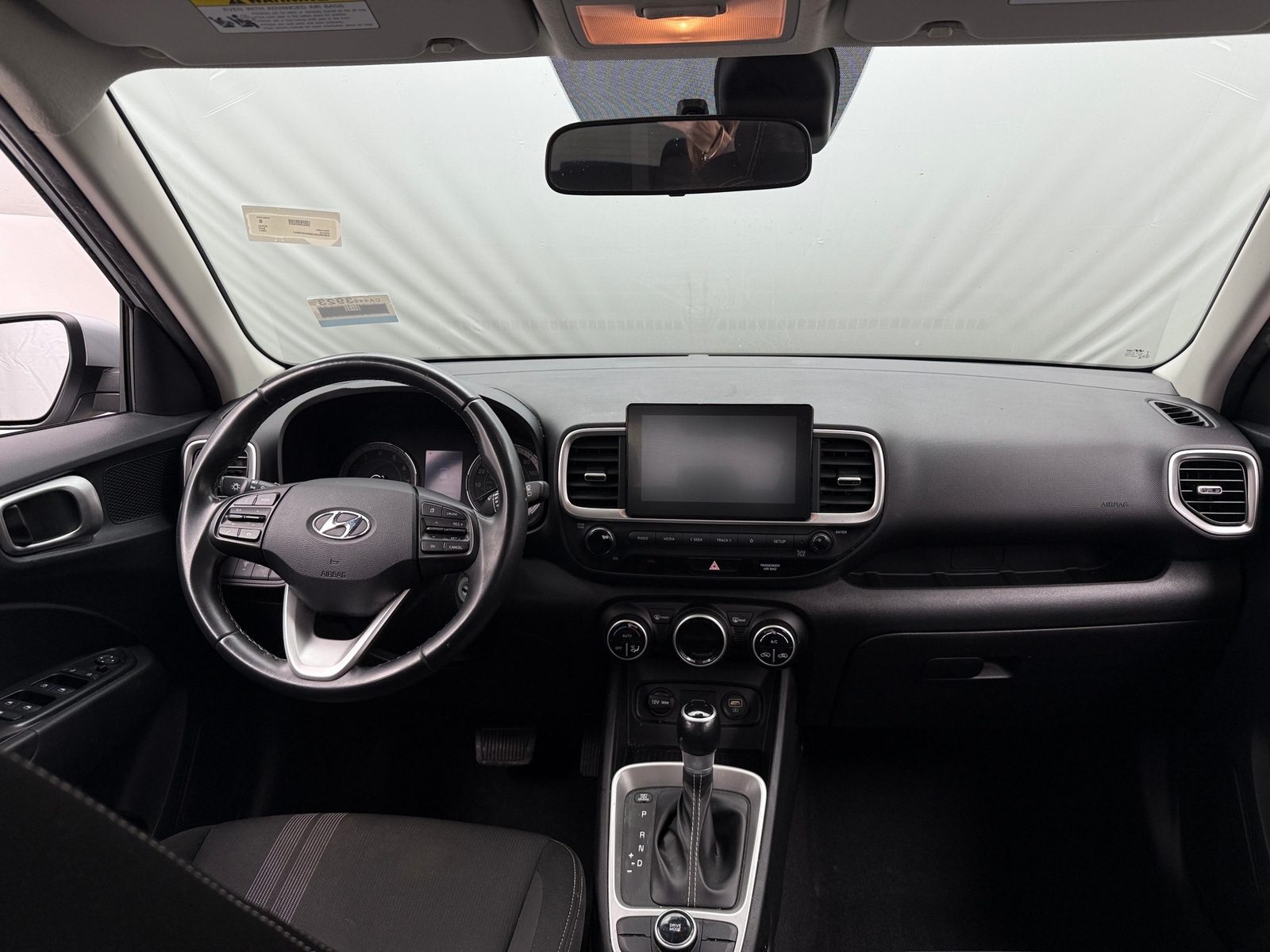 Thumbnail: 2021 Hyundai Venue - 3