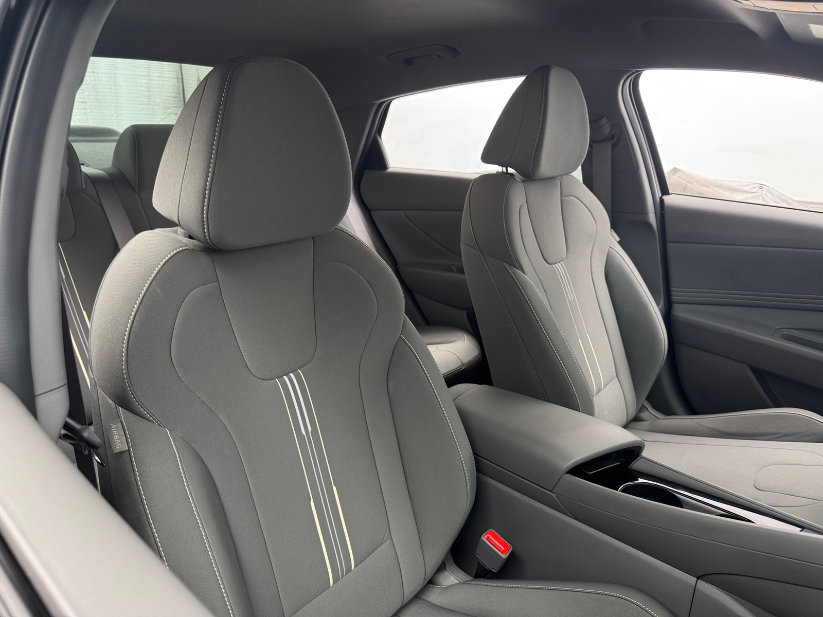 Thumbnail: 2023 Hyundai Elantra - 2