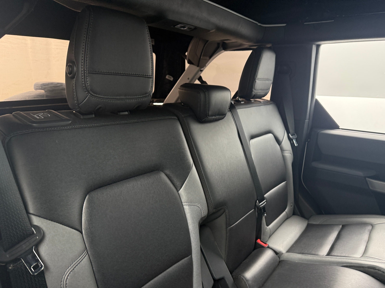 Thumbnail: 2023 Ford Bronco - 6