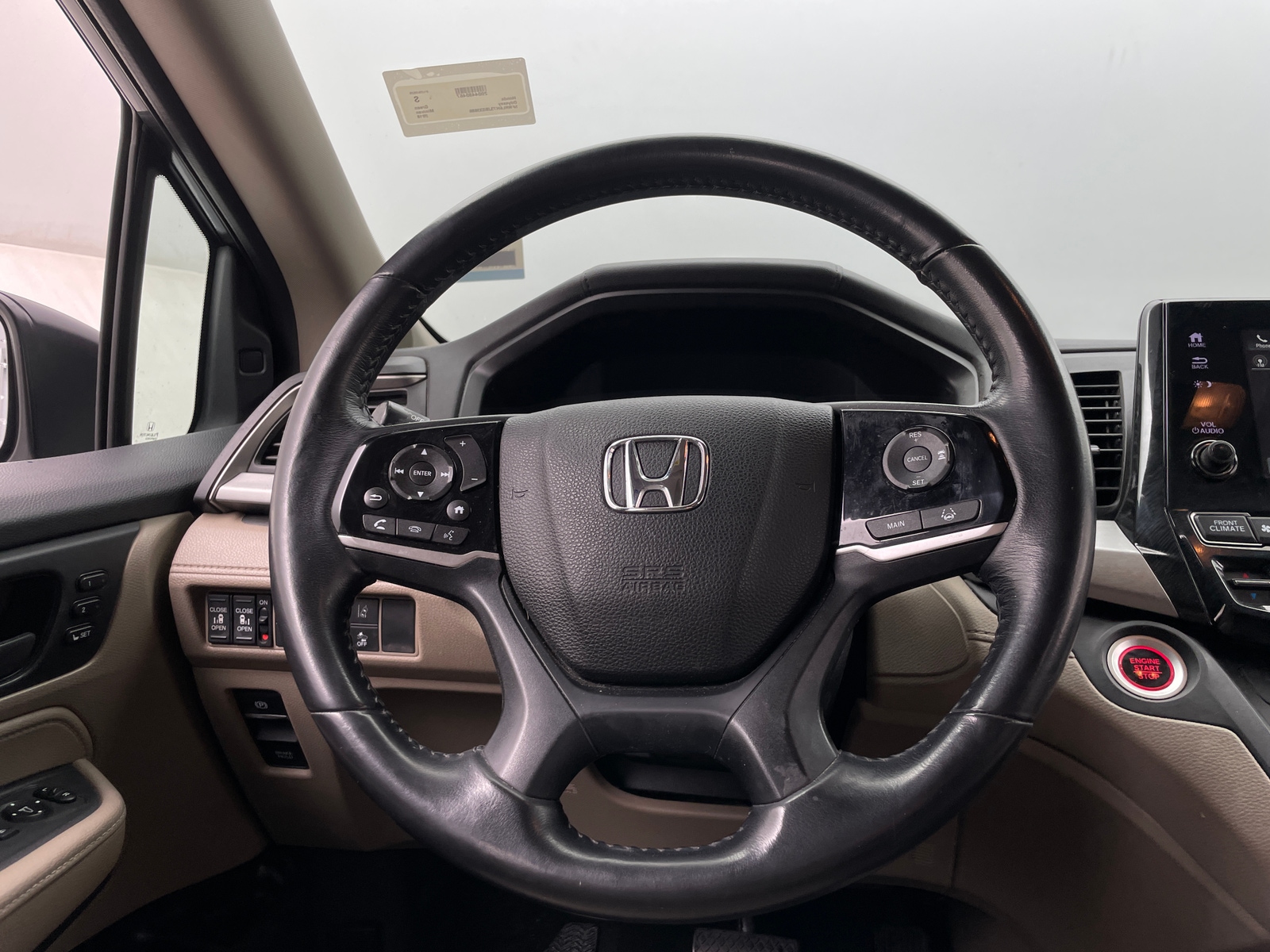 Thumbnail: 2018 Honda Odyssey - 4