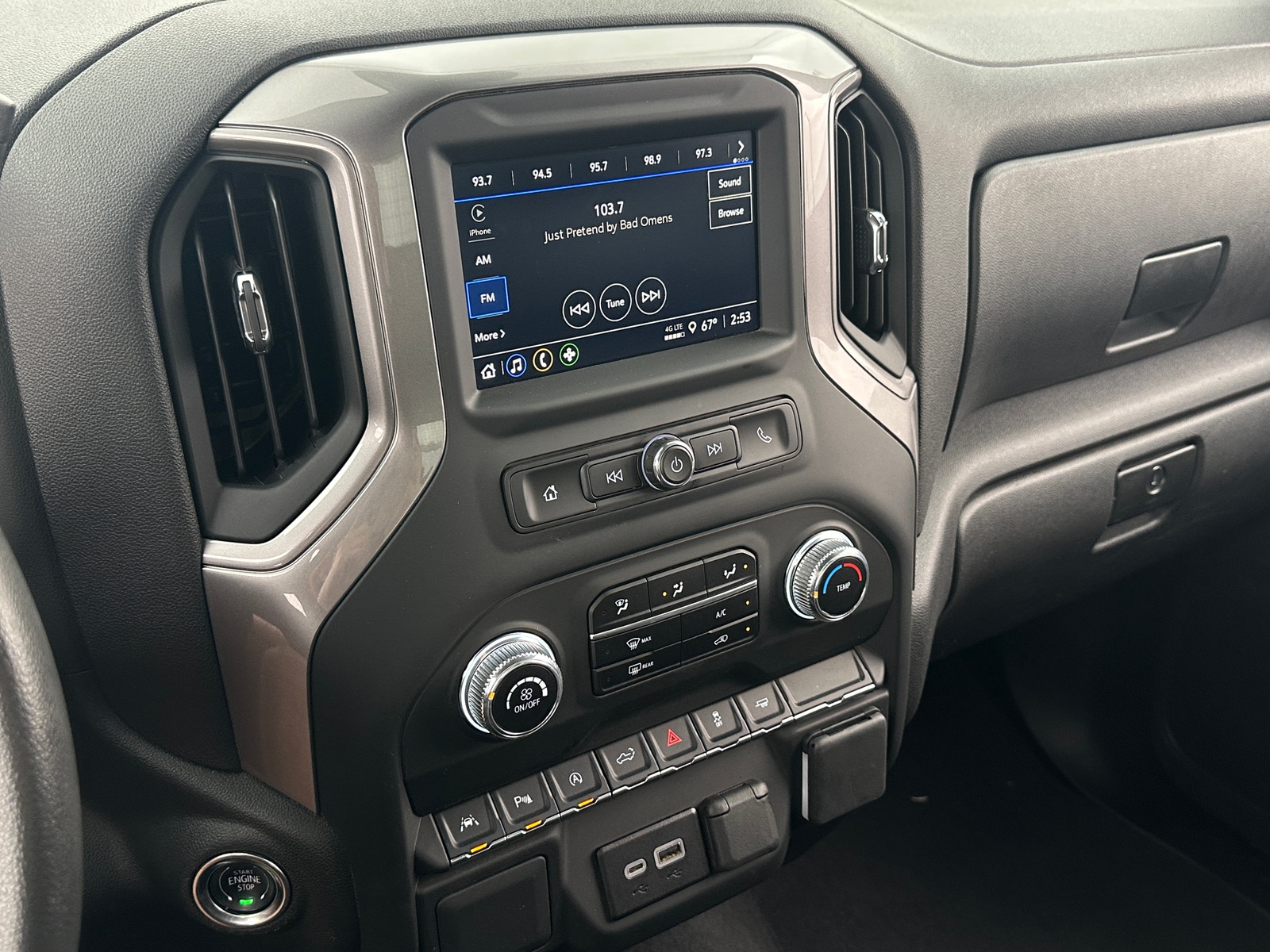 Thumbnail: 2024 GMC Sierra 1500 - 3