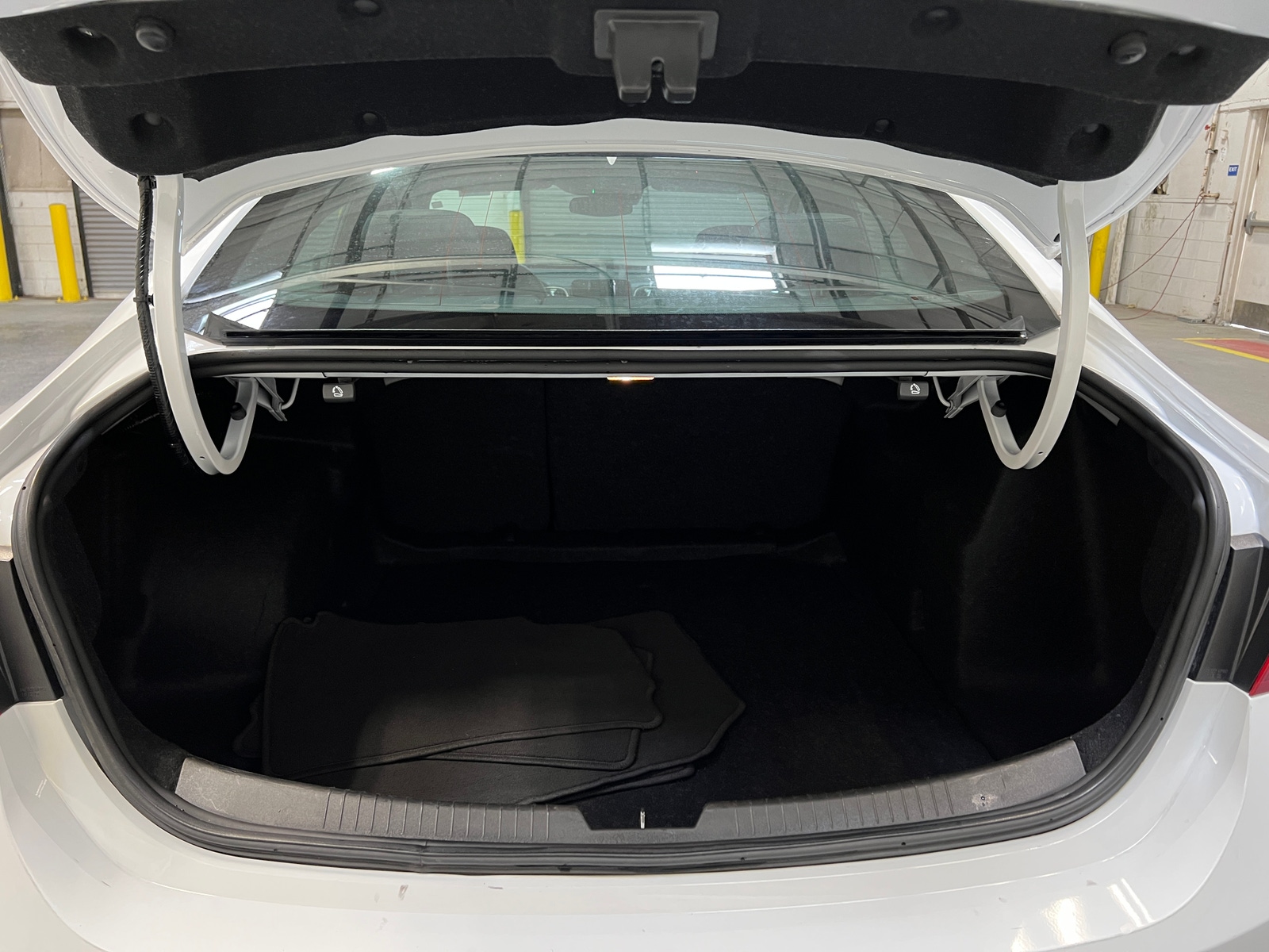 Thumbnail: 2024 Chevrolet Malibu - 7