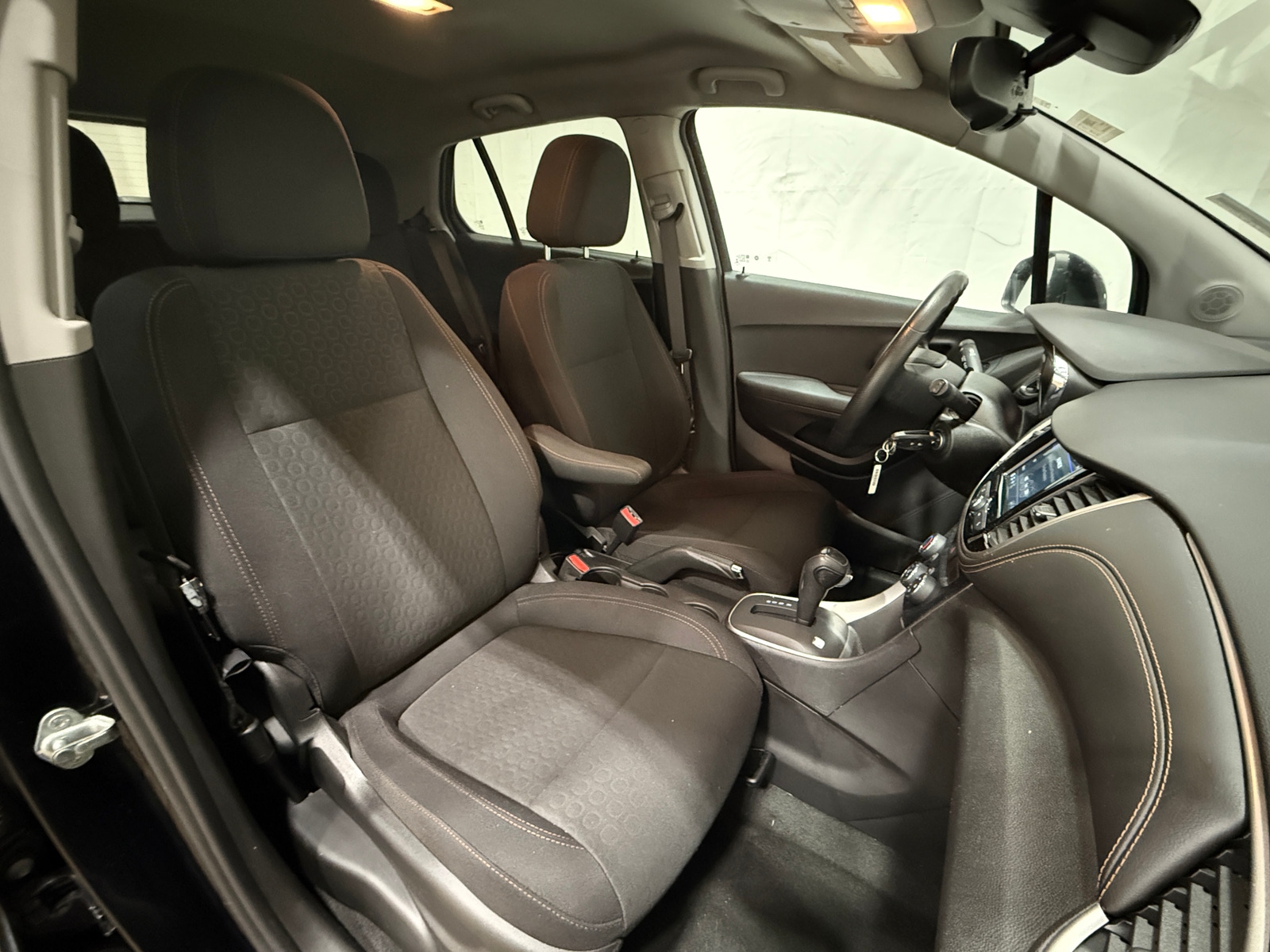 Thumbnail: 2019 Chevrolet Trax - 2