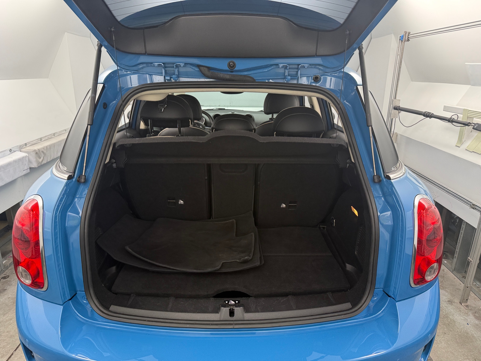 Thumbnail: 2016 MINI Cooper Countryman - 6