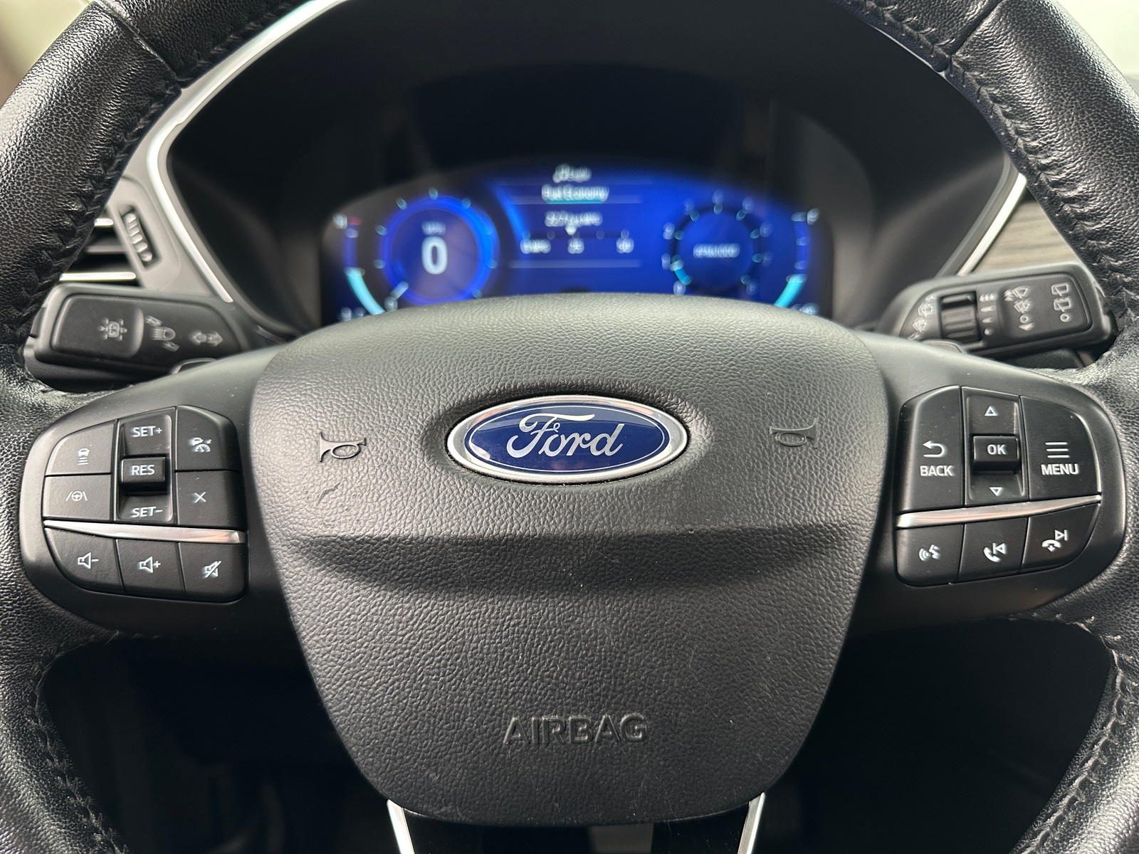 Thumbnail: 2020 Ford Escape - 4