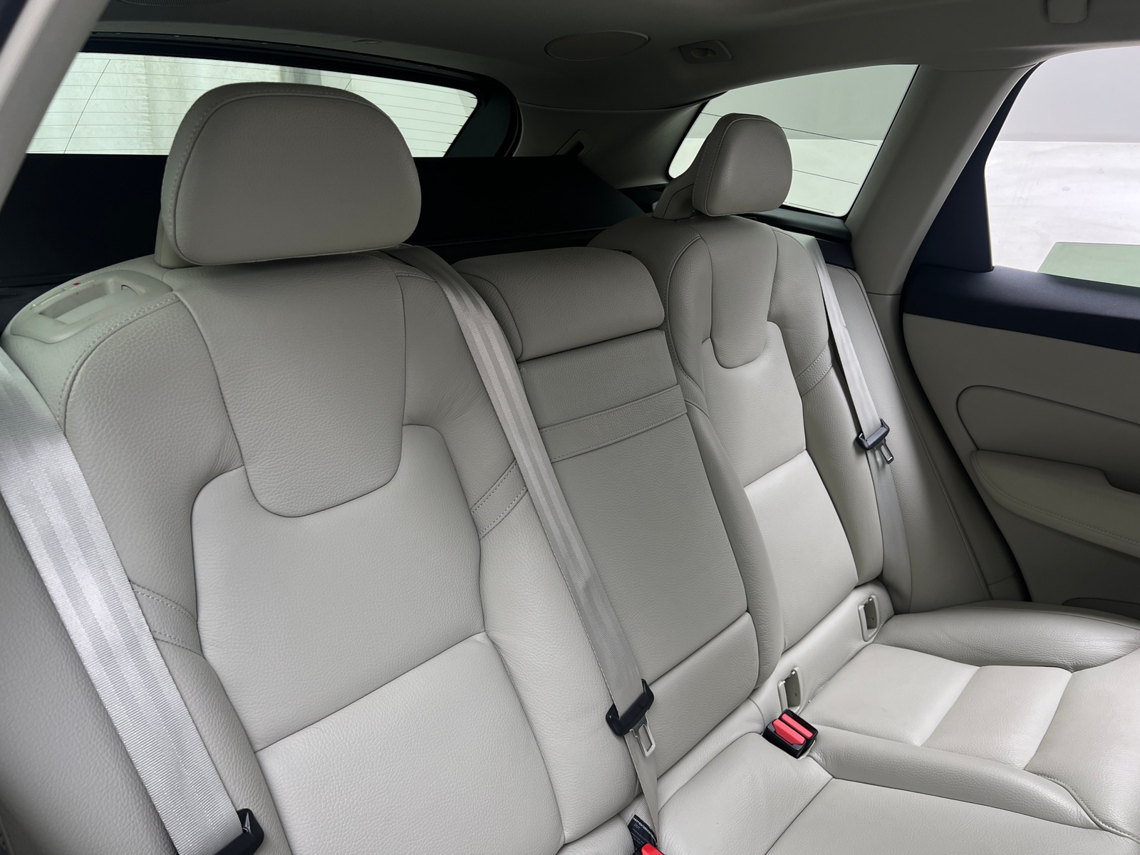 Thumbnail: 2019 Volvo XC60 - 5