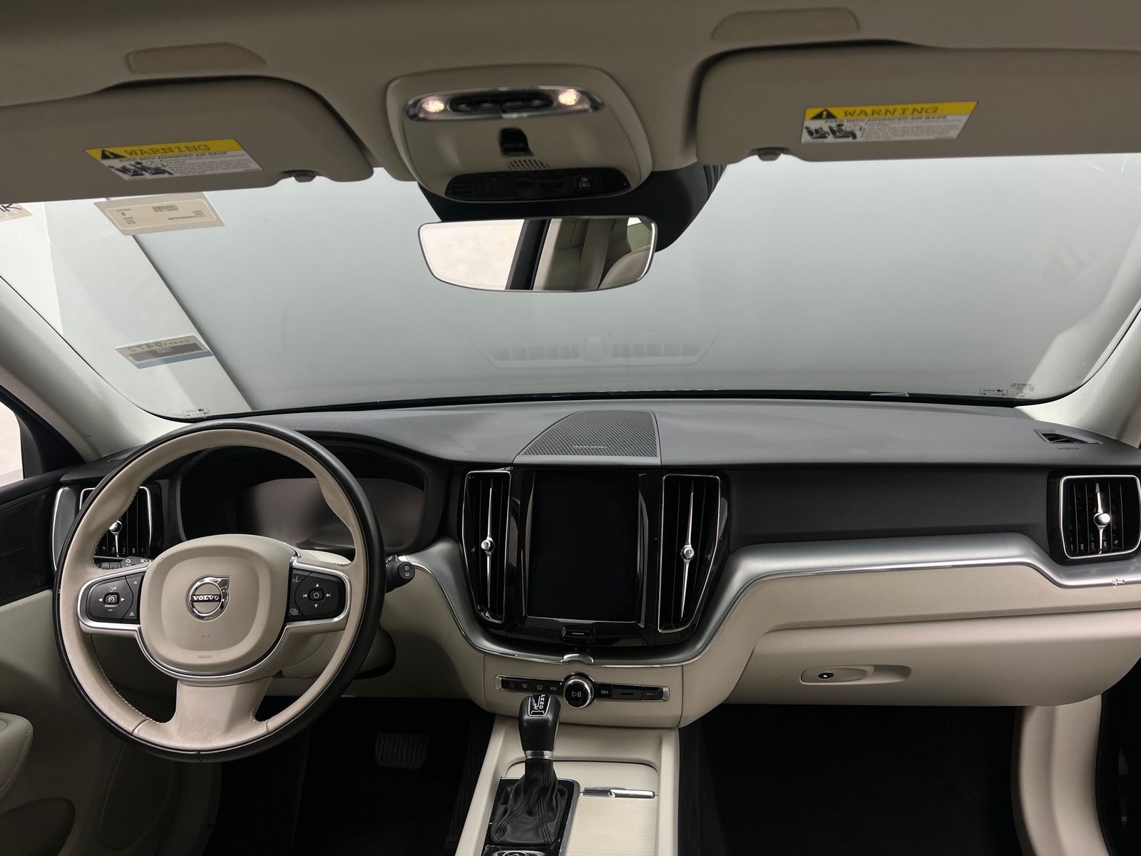 Thumbnail: 2019 Volvo XC60 - 2