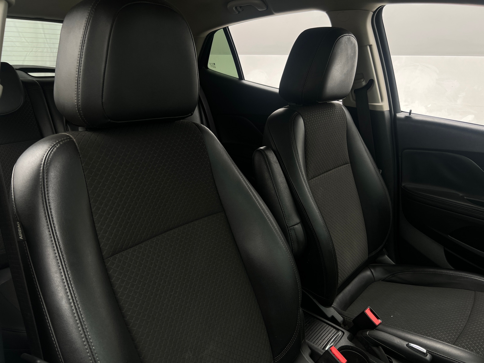 Thumbnail: 2019 Buick Encore - 2