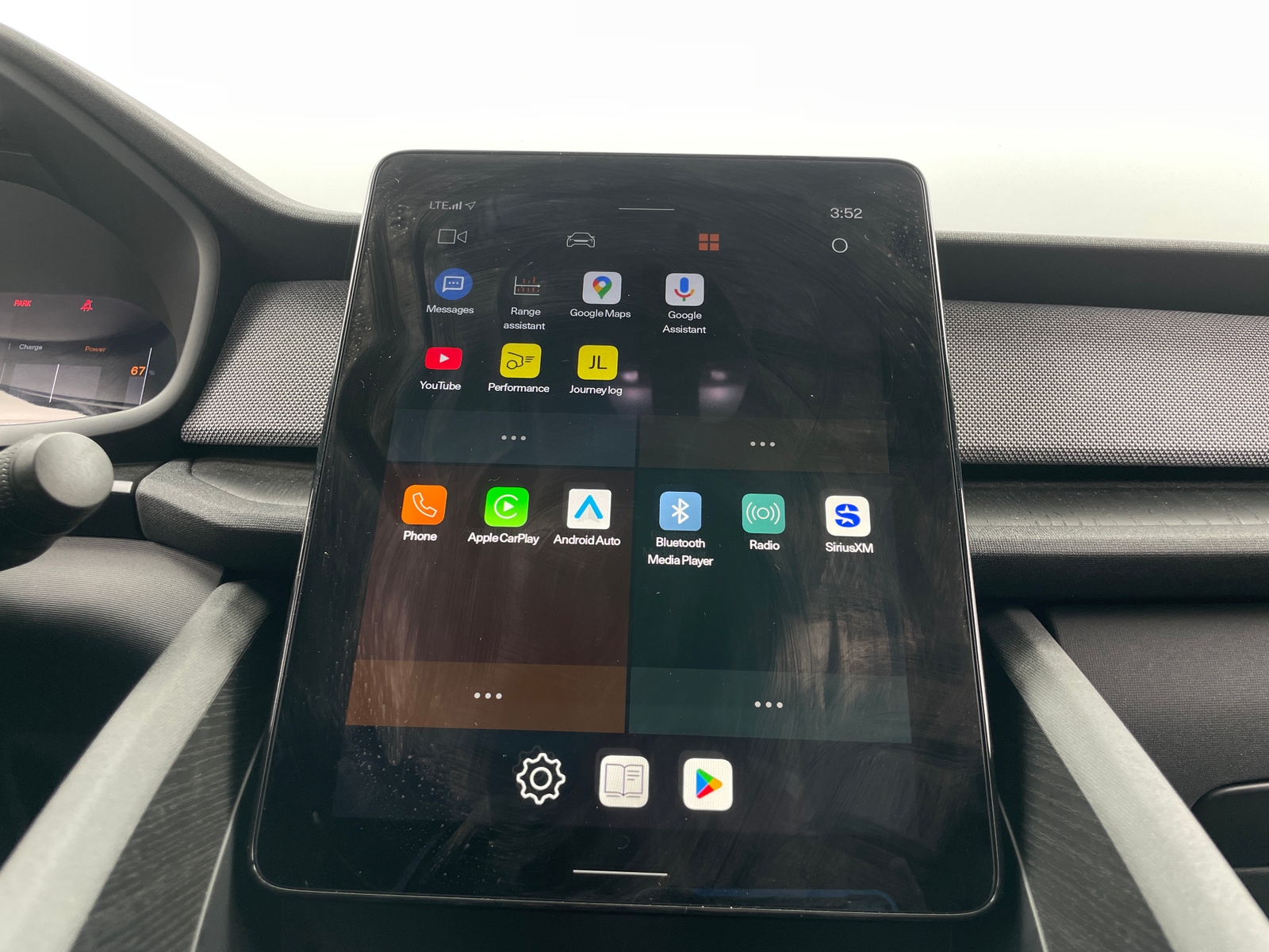 Thumbnail: 2021 Polestar 2 - 3