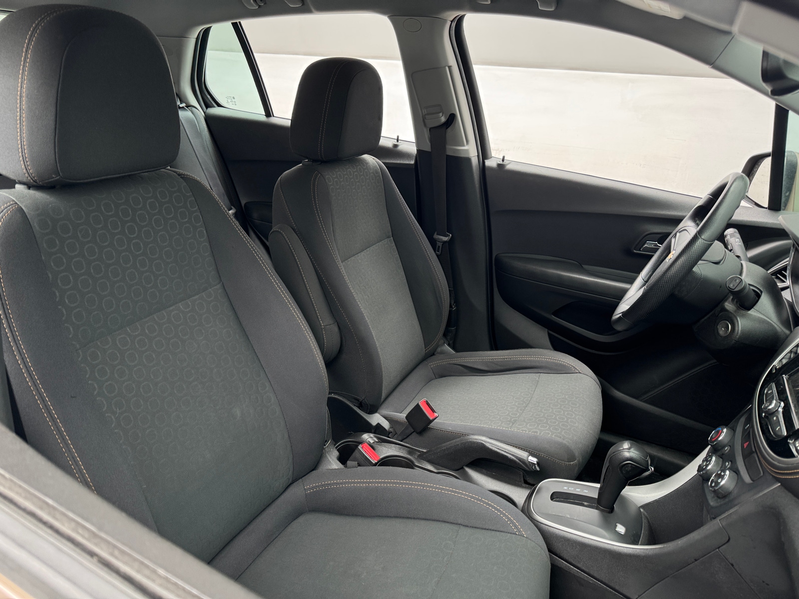 Thumbnail: 2018 Chevrolet Trax - 2