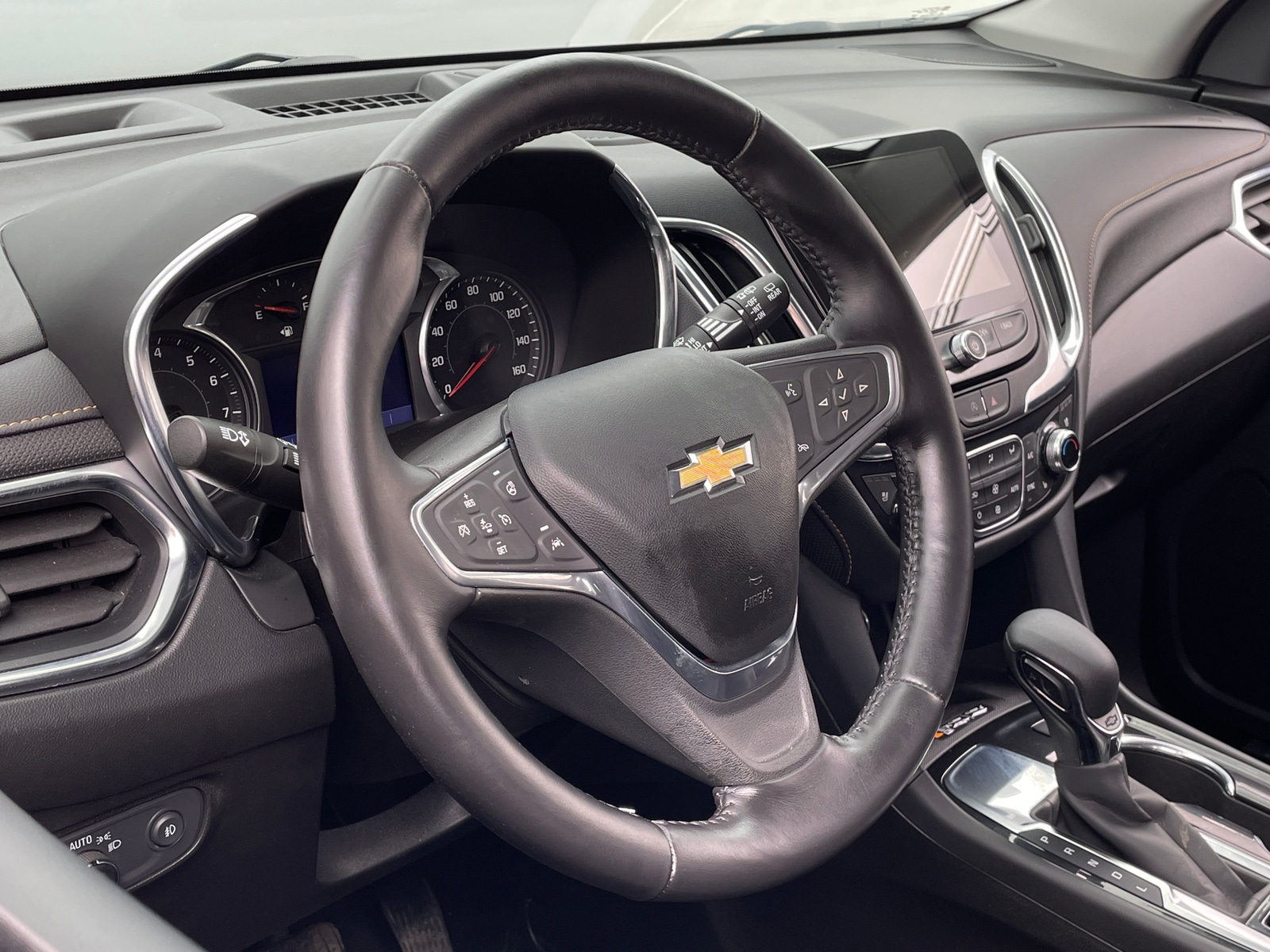 Thumbnail: 2022 Chevrolet Equinox - 4