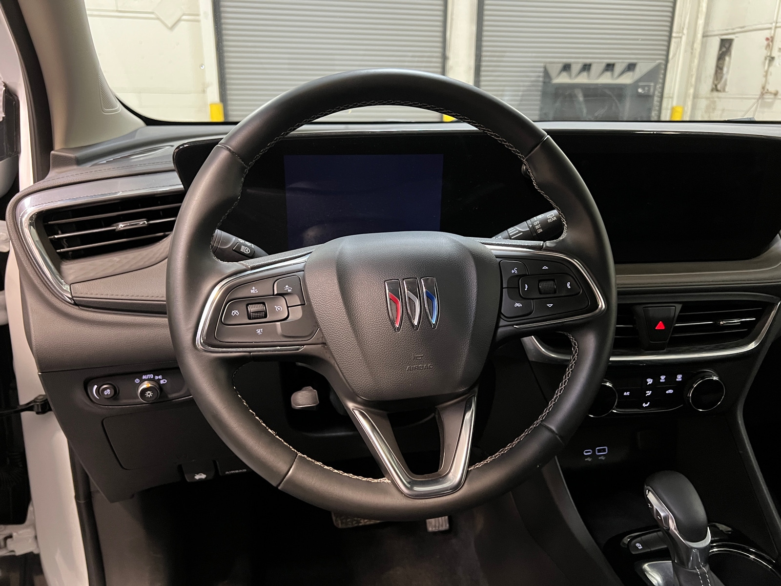 Thumbnail: 2025 Buick Encore GX - 4