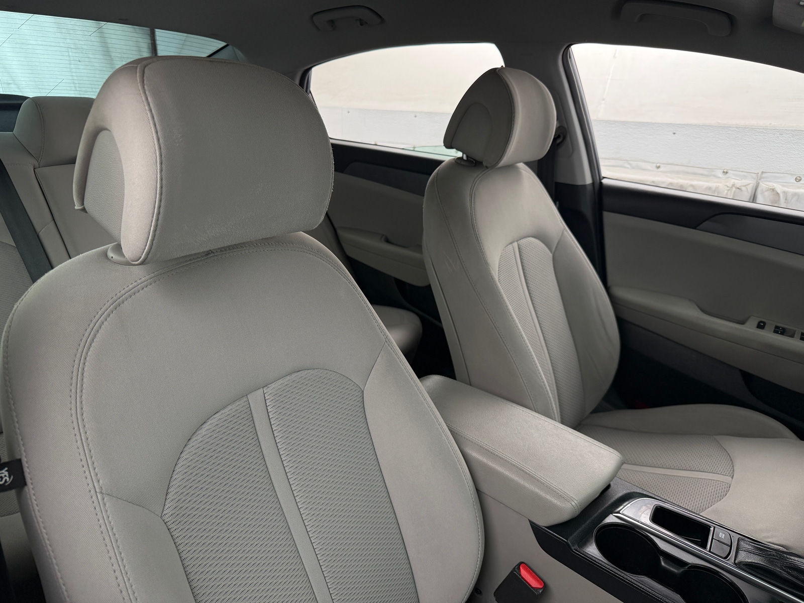 Thumbnail: 2017 Hyundai Sonata - 2