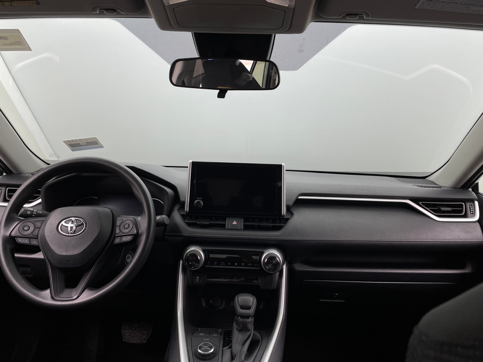 Thumbnail: 2025 Toyota RAV4 - 3