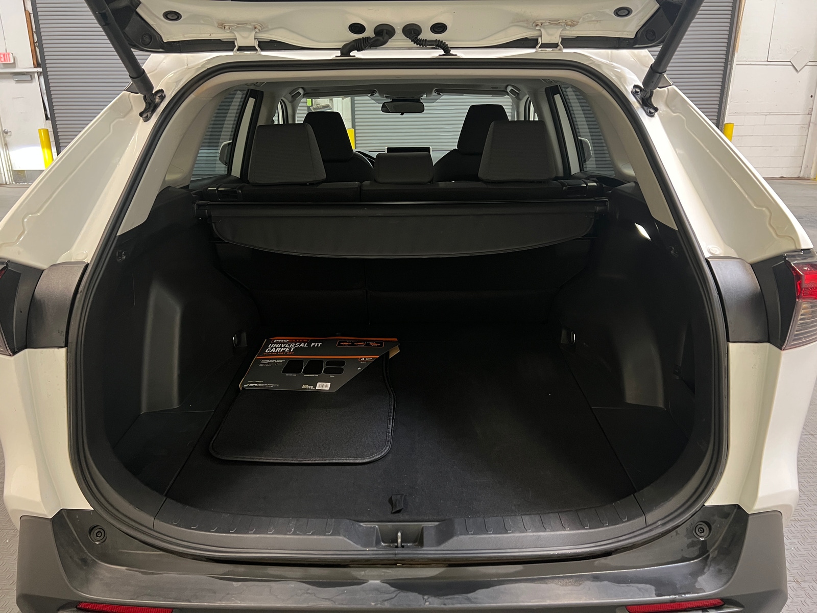 Thumbnail: 2025 Toyota RAV4 - 7