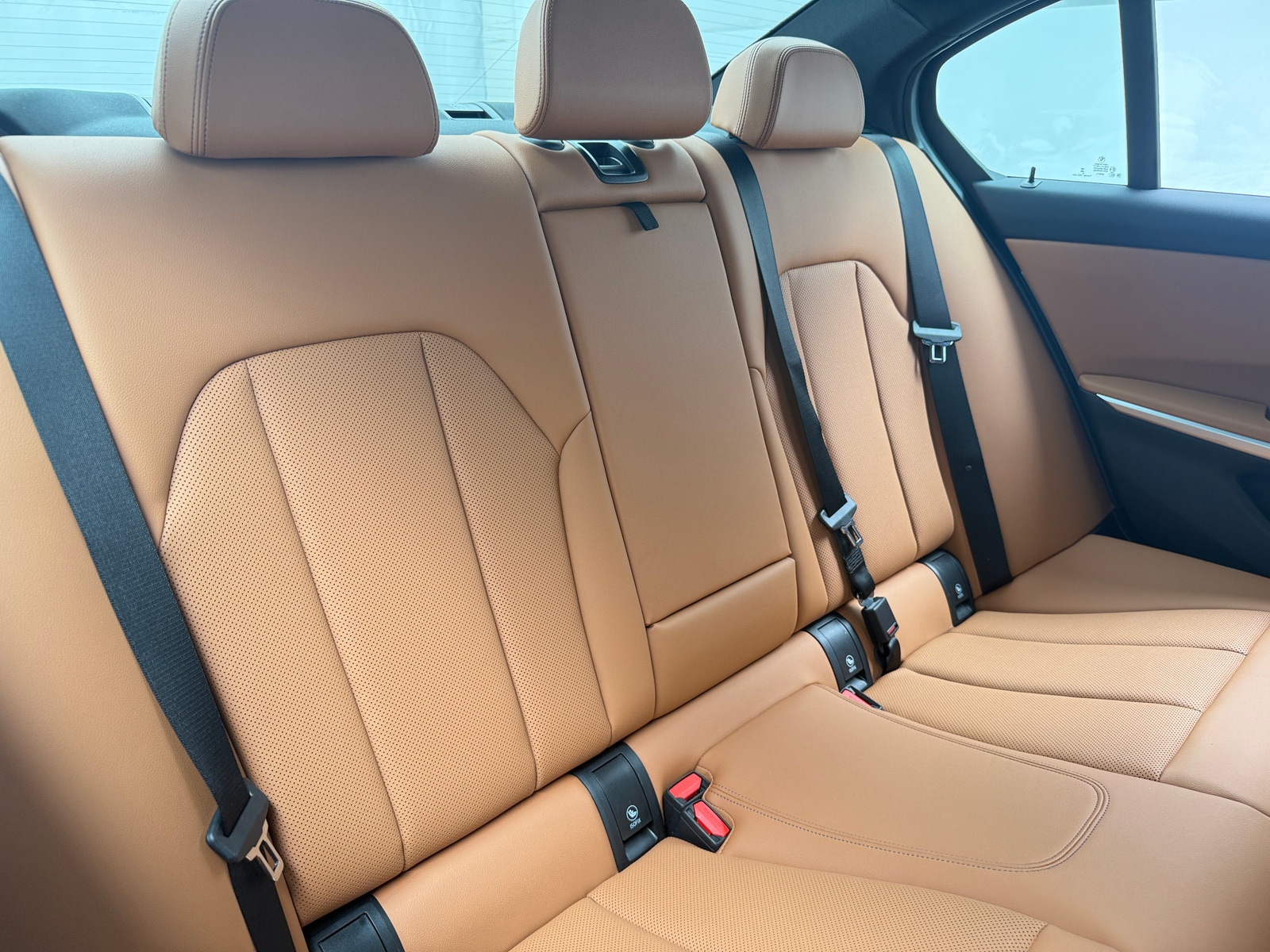 Thumbnail: 2024 BMW 3 Series - 5