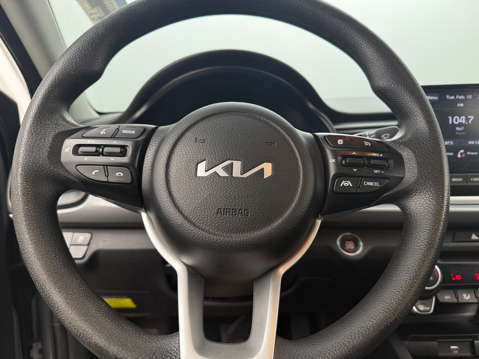 Thumbnail: 2023 Kia Rio - 5