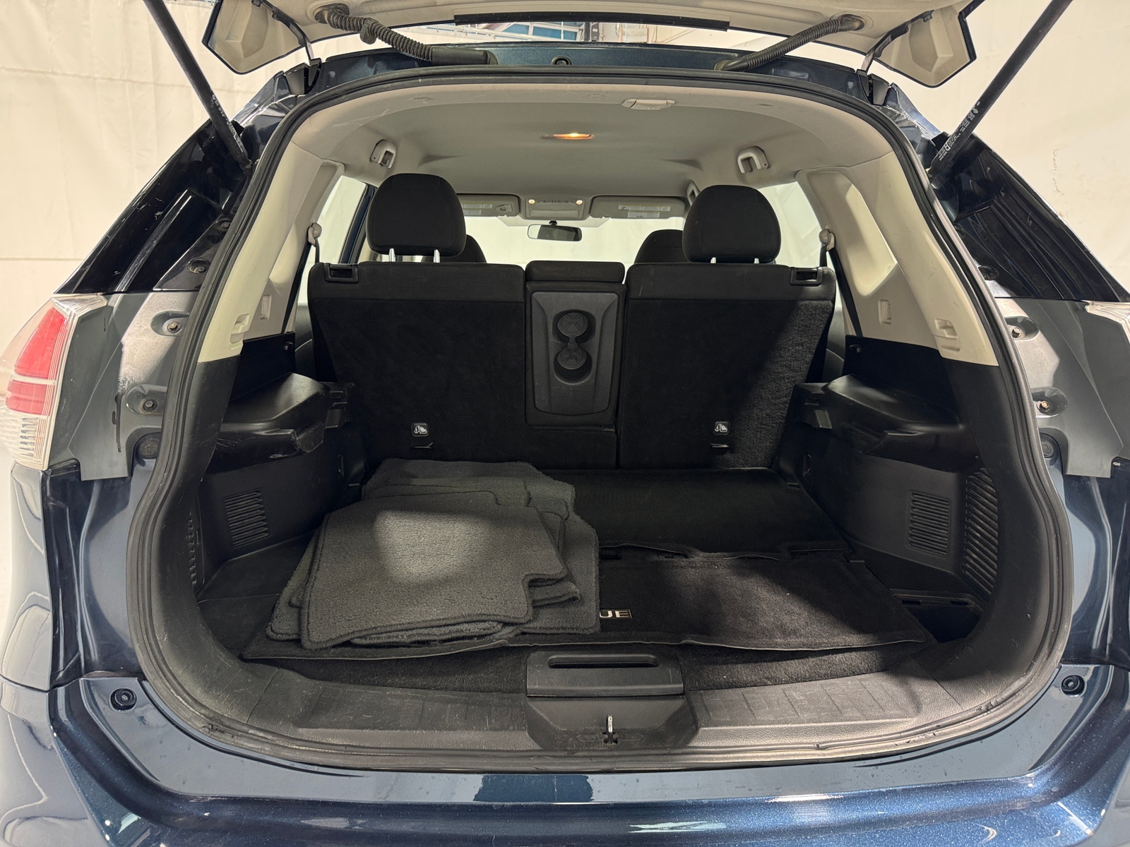 Thumbnail: 2016 Nissan Rogue - 7