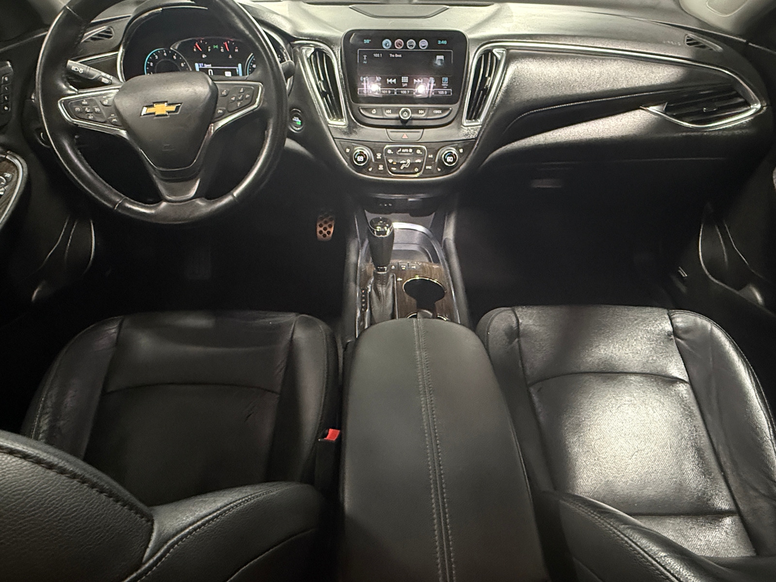 Thumbnail: 2017 Chevrolet Malibu - 2