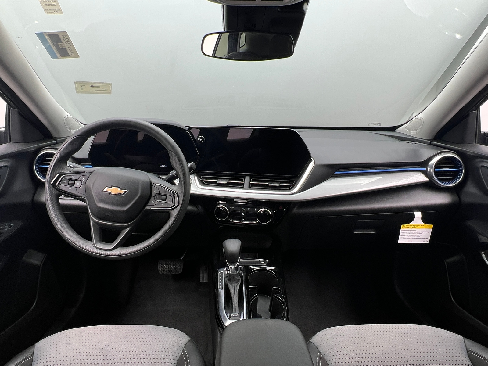 Thumbnail: 2025 Chevrolet Trax - 3