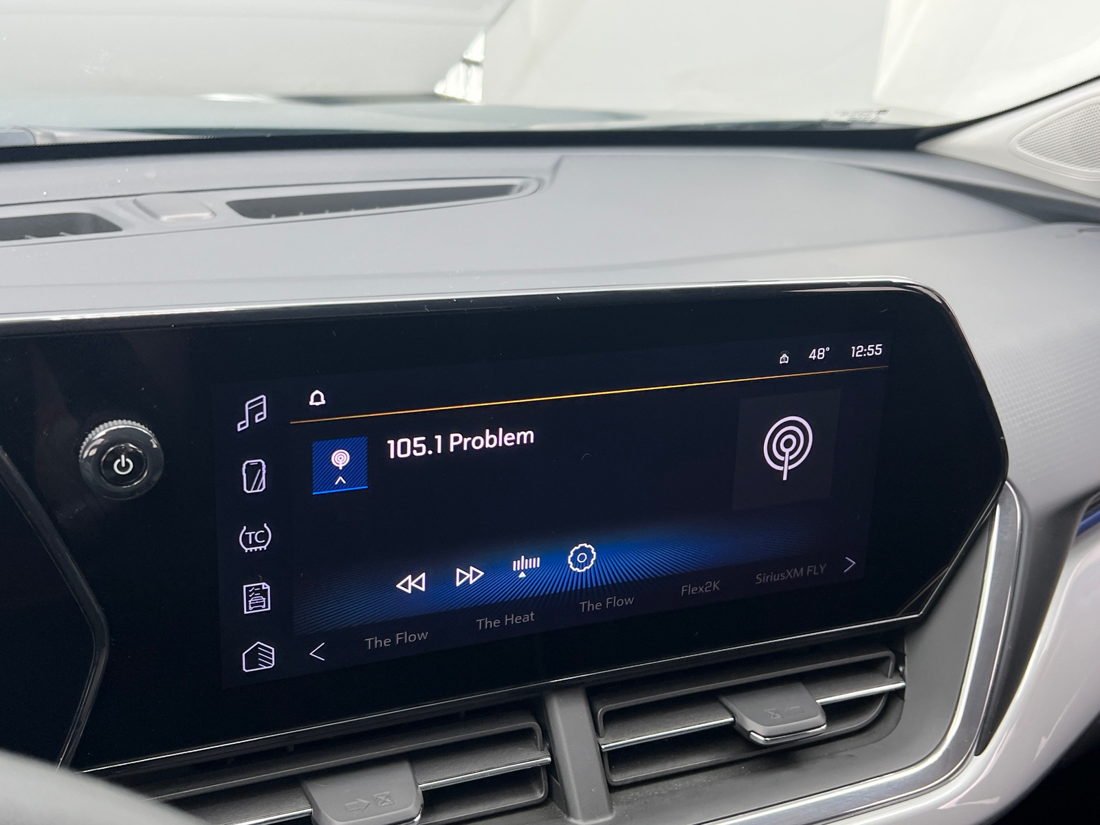 Thumbnail: 2025 Chevrolet Trax - 4