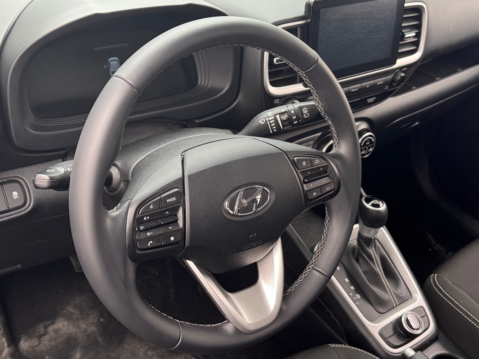 Thumbnail: 2024 Hyundai Venue - 5