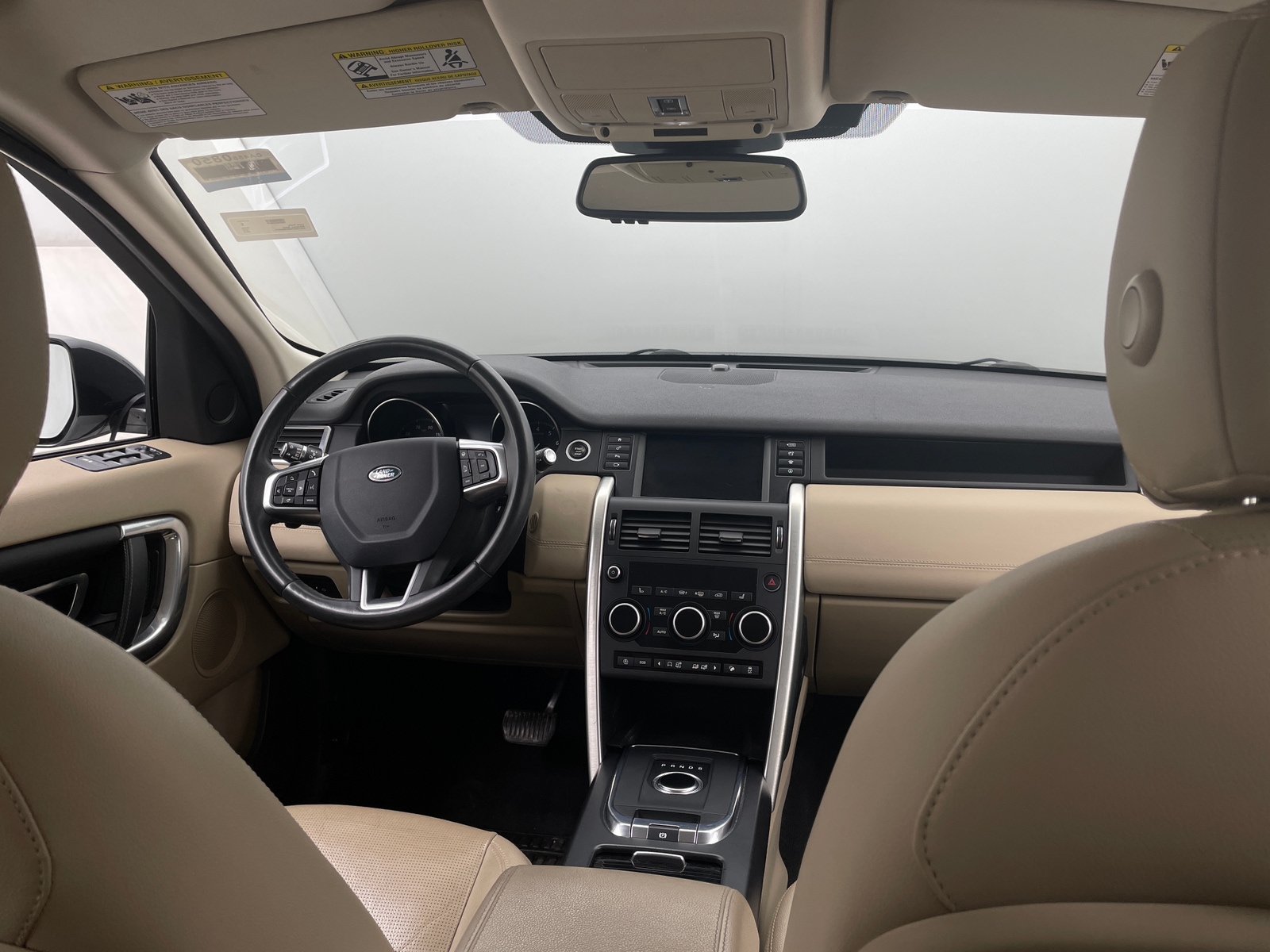 Thumbnail: 2019 Land Rover Discovery Sport - 2