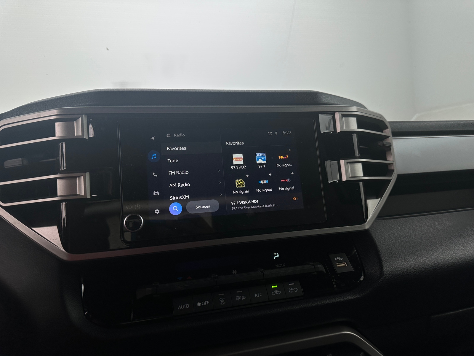 Thumbnail: 2025 Toyota Tundra - 4