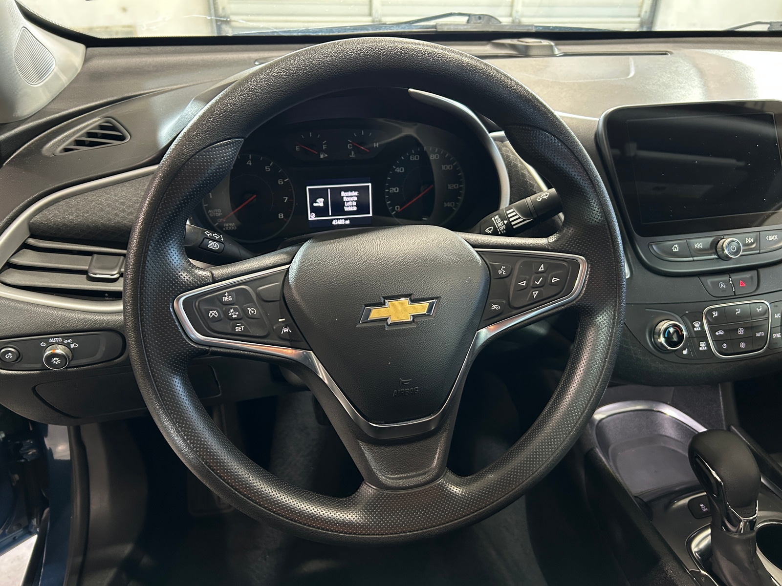 Thumbnail: 2024 Chevrolet Malibu - 5