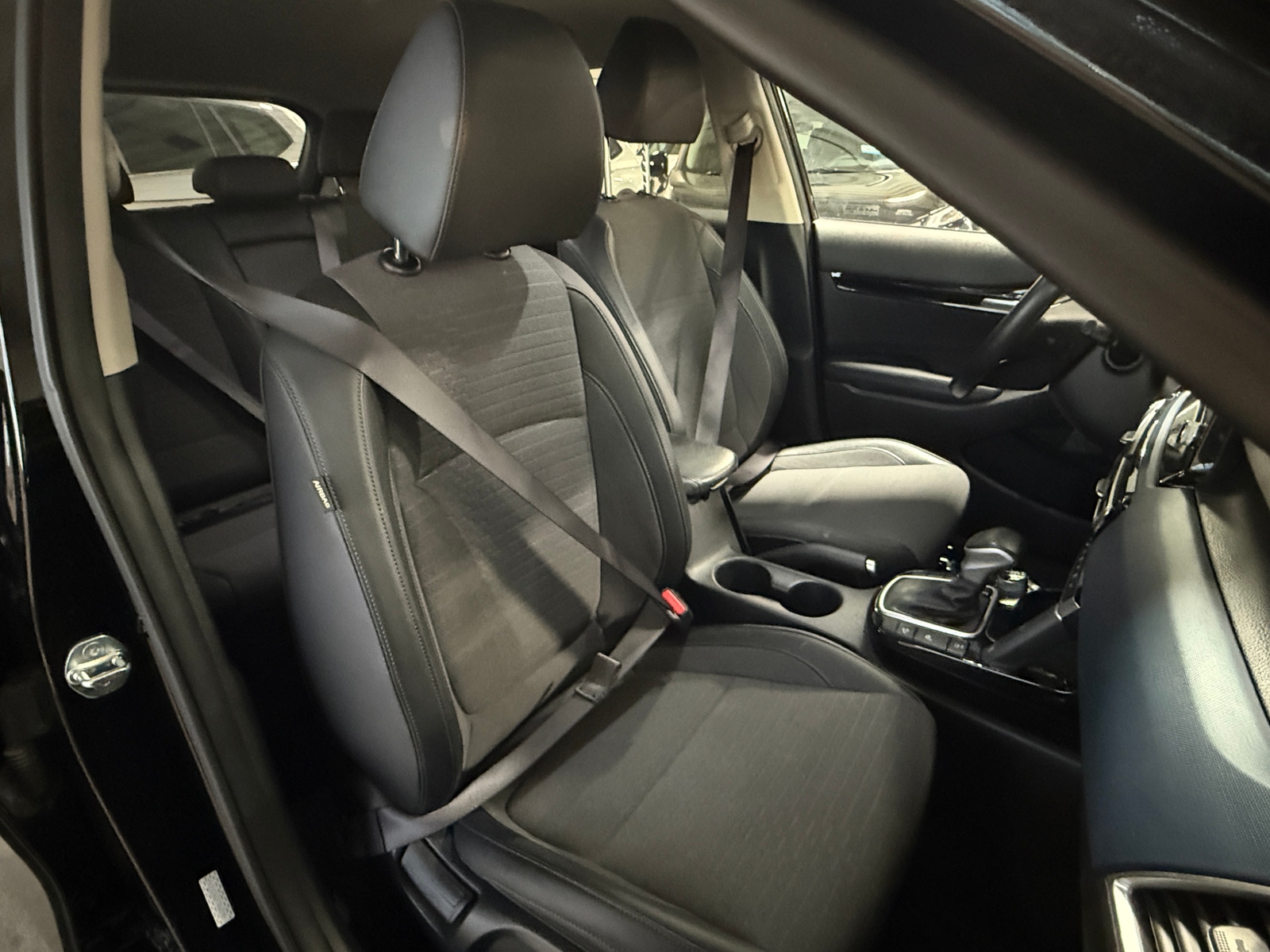 Thumbnail: 2023 Kia Seltos - 2