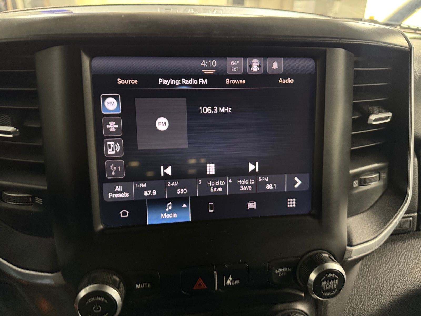 Thumbnail: 2022 RAM 1500 - 4