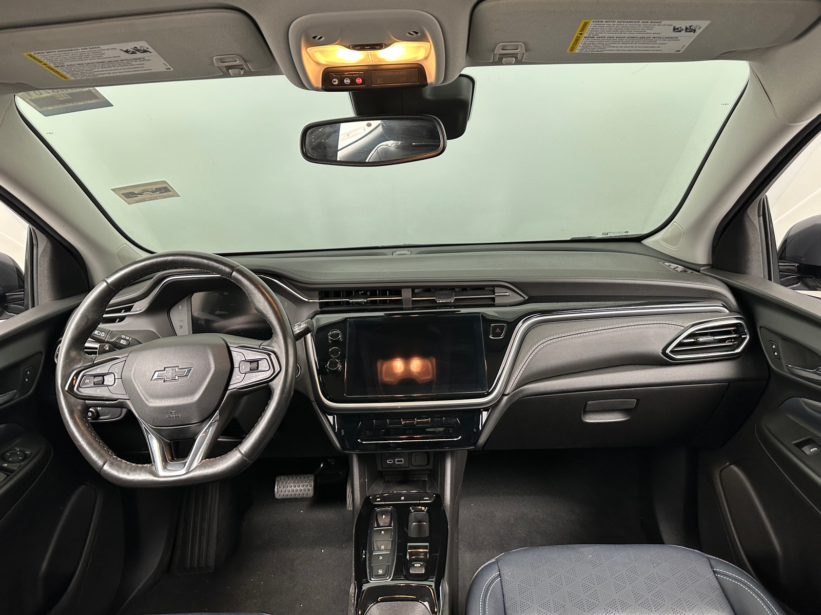 Thumbnail: 2023 Chevrolet Bolt EUV - 2