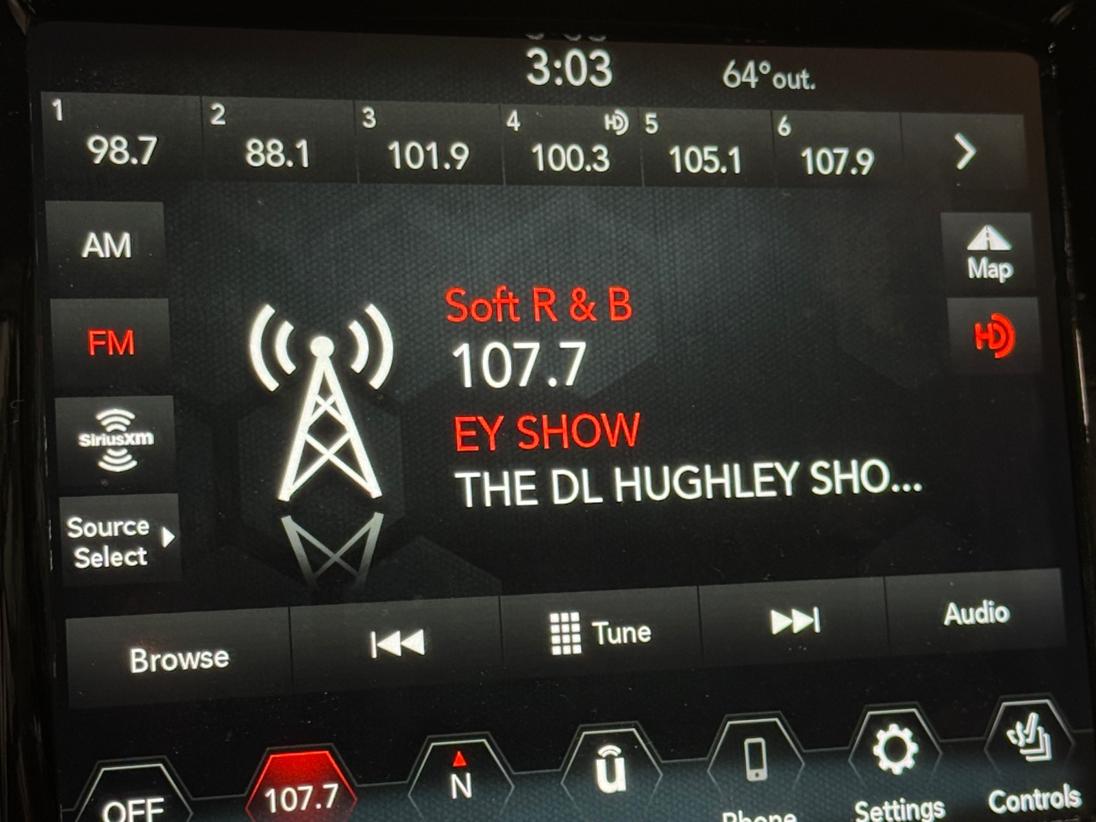 Thumbnail: 2020 Jeep Cherokee - 3